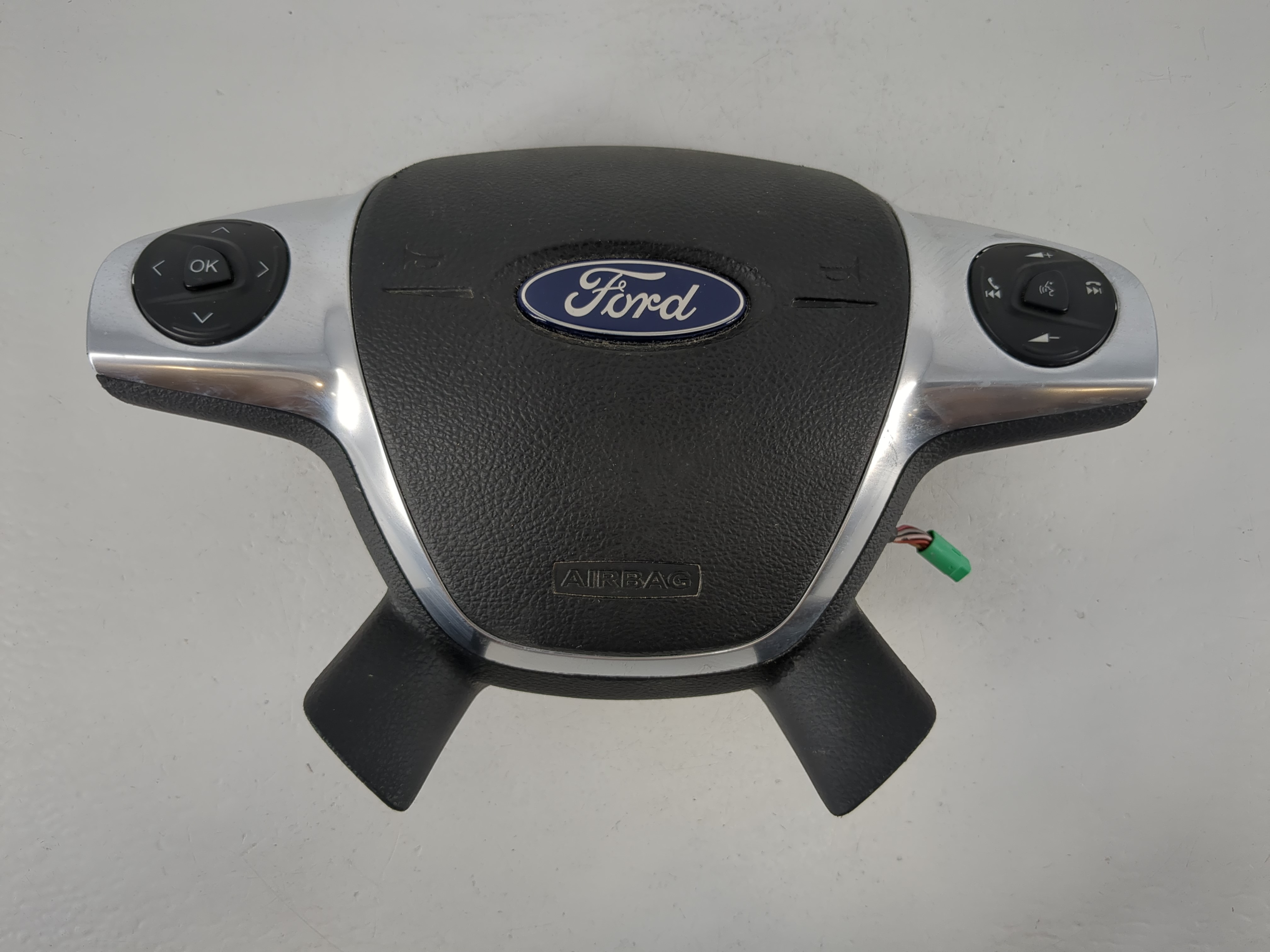 2015-2016 Ford Escape Air Bag Driver Left Steering Wheel Mounted 1095514 - Oemusedautoparts1.com