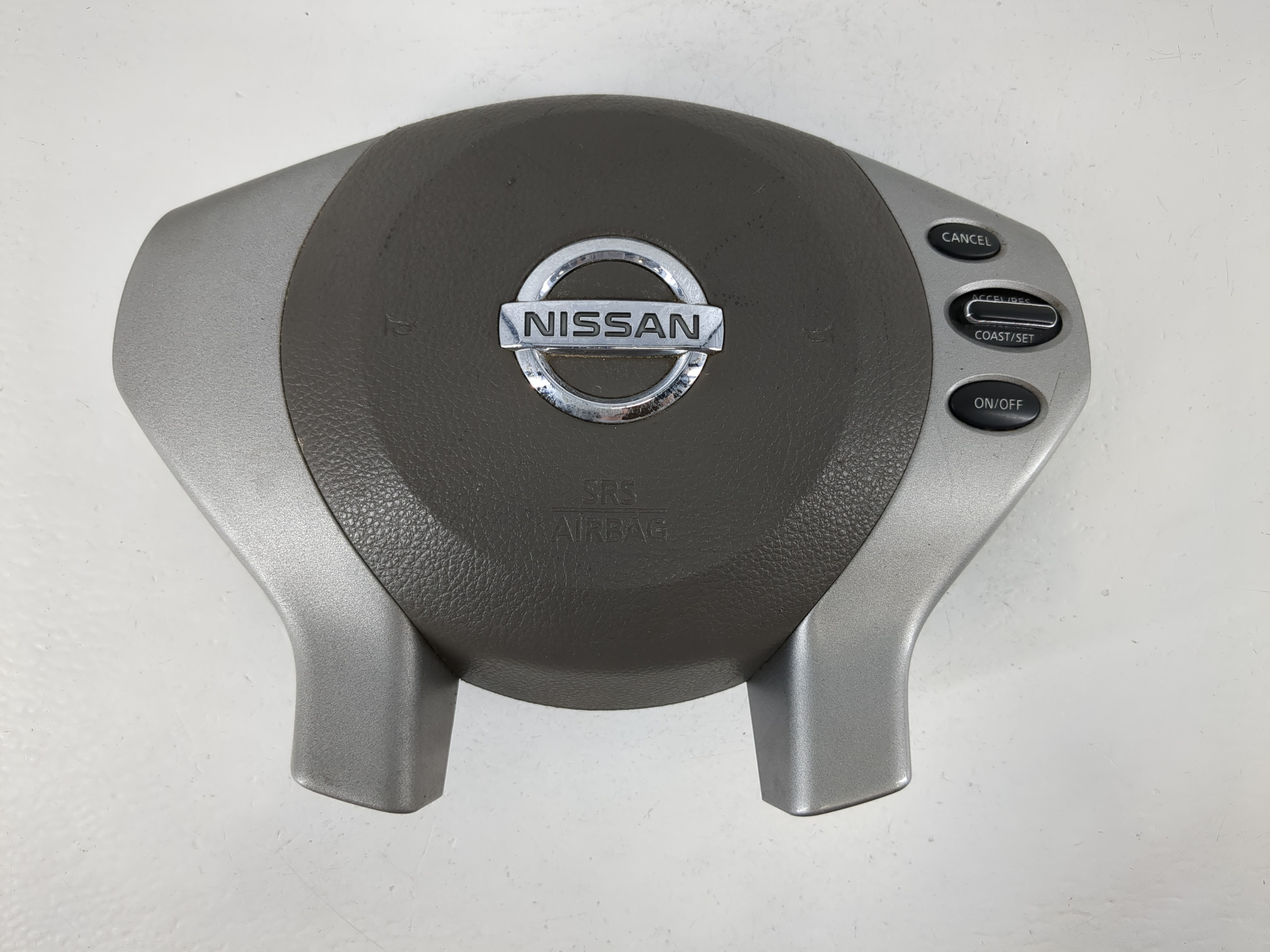 2010-2013 Nissan Altima Air Bag Driver Left Steering Wheel Mounted 1095534 - Oemusedautoparts1.com