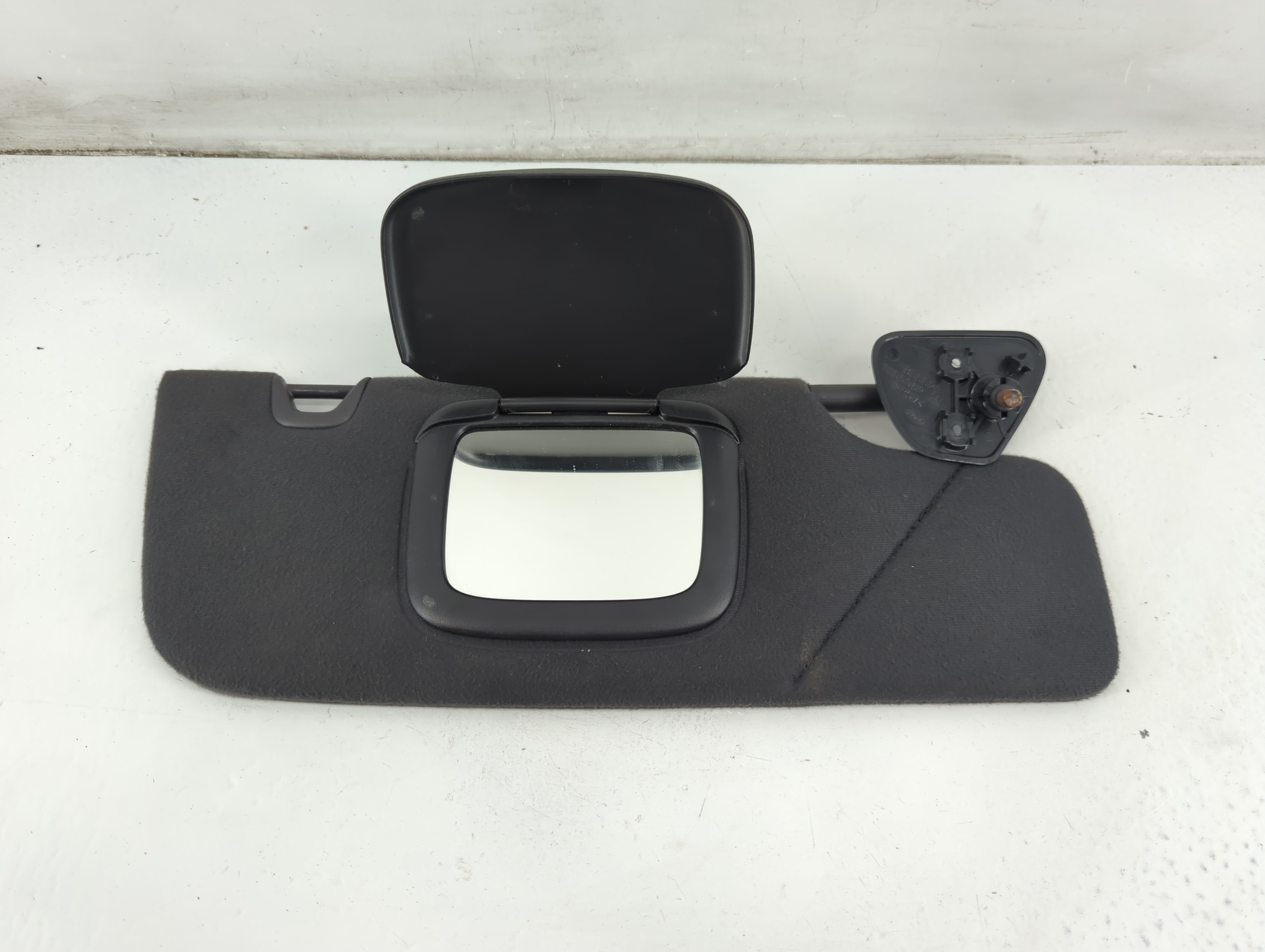 2005-2011 Ford Mustang Passenger Sun Visor Mirror Right Sunvisor Black 1095560 - Oemusedautoparts1.com