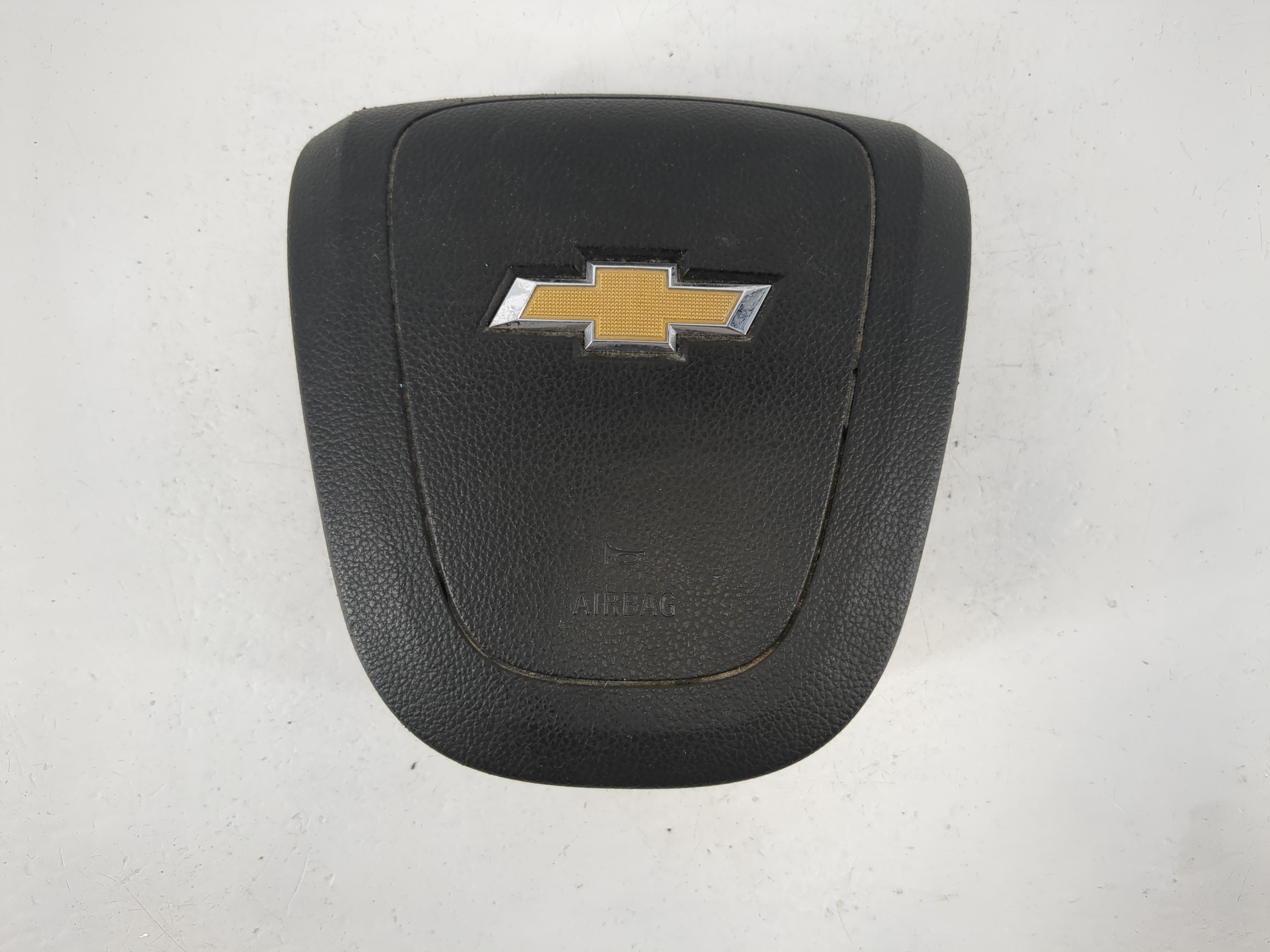 2011-2013 Chevrolet Cruze Air Bag Driver Left Steering Wheel Mounted 1095743 - Oemusedautoparts1.com