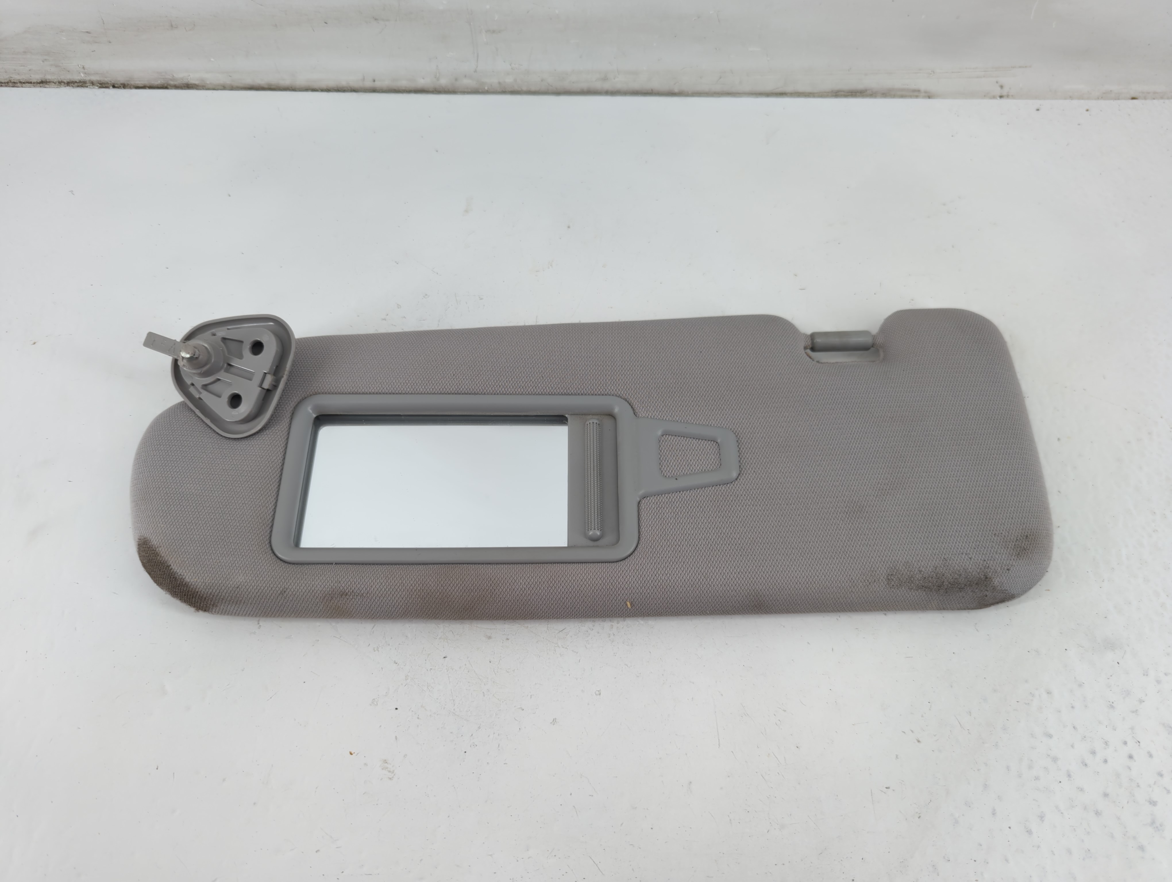 2011-2015 Hyundai Sonata Driver Sun Visor Mirror Left Sunvisor Grey 1095798 - Oemusedautoparts1.com