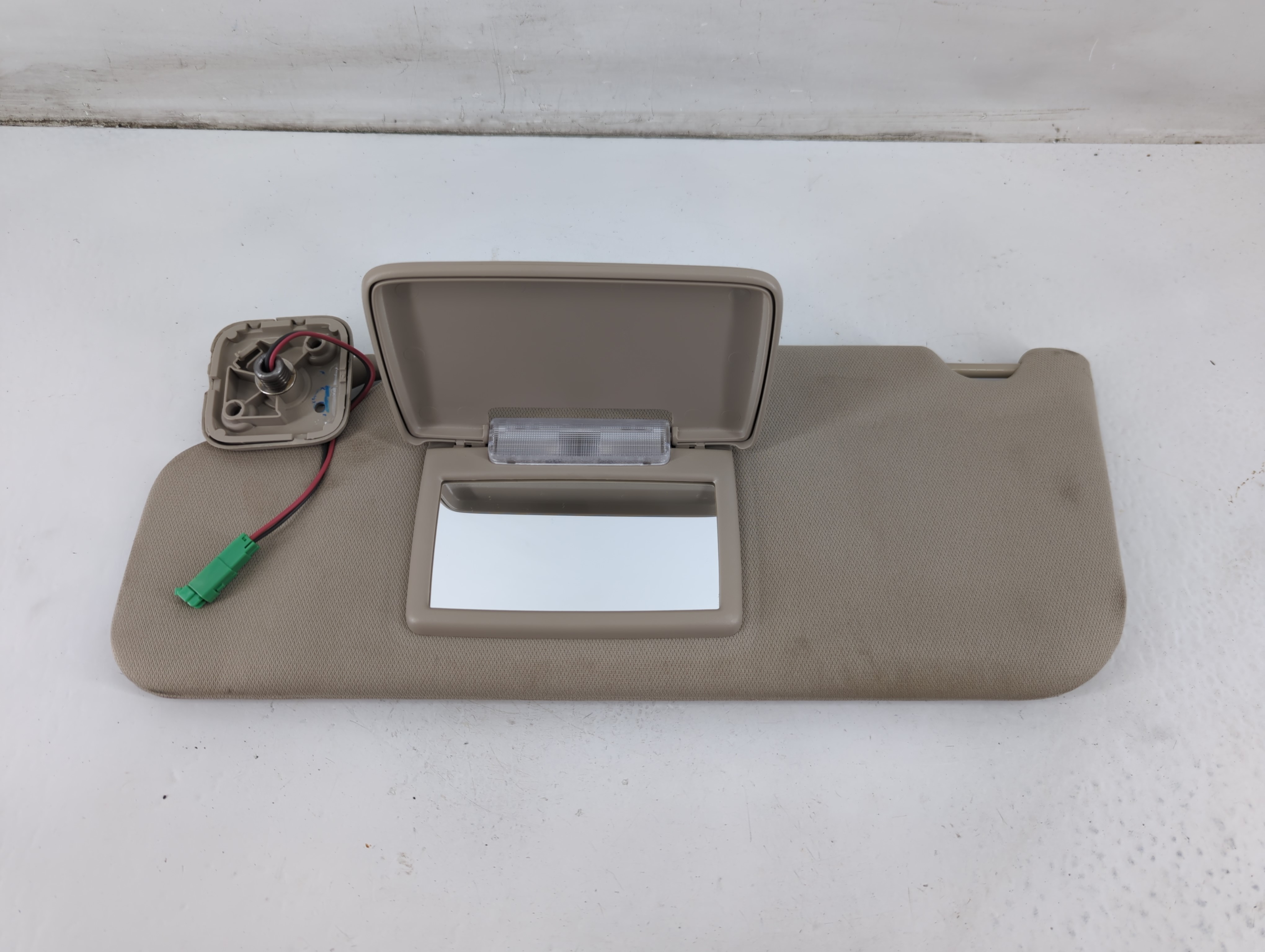 Lincoln Mkz Passenger Sun Visor Mirror Right Sunvisor Grey 1095827 - Oemusedautoparts1.com