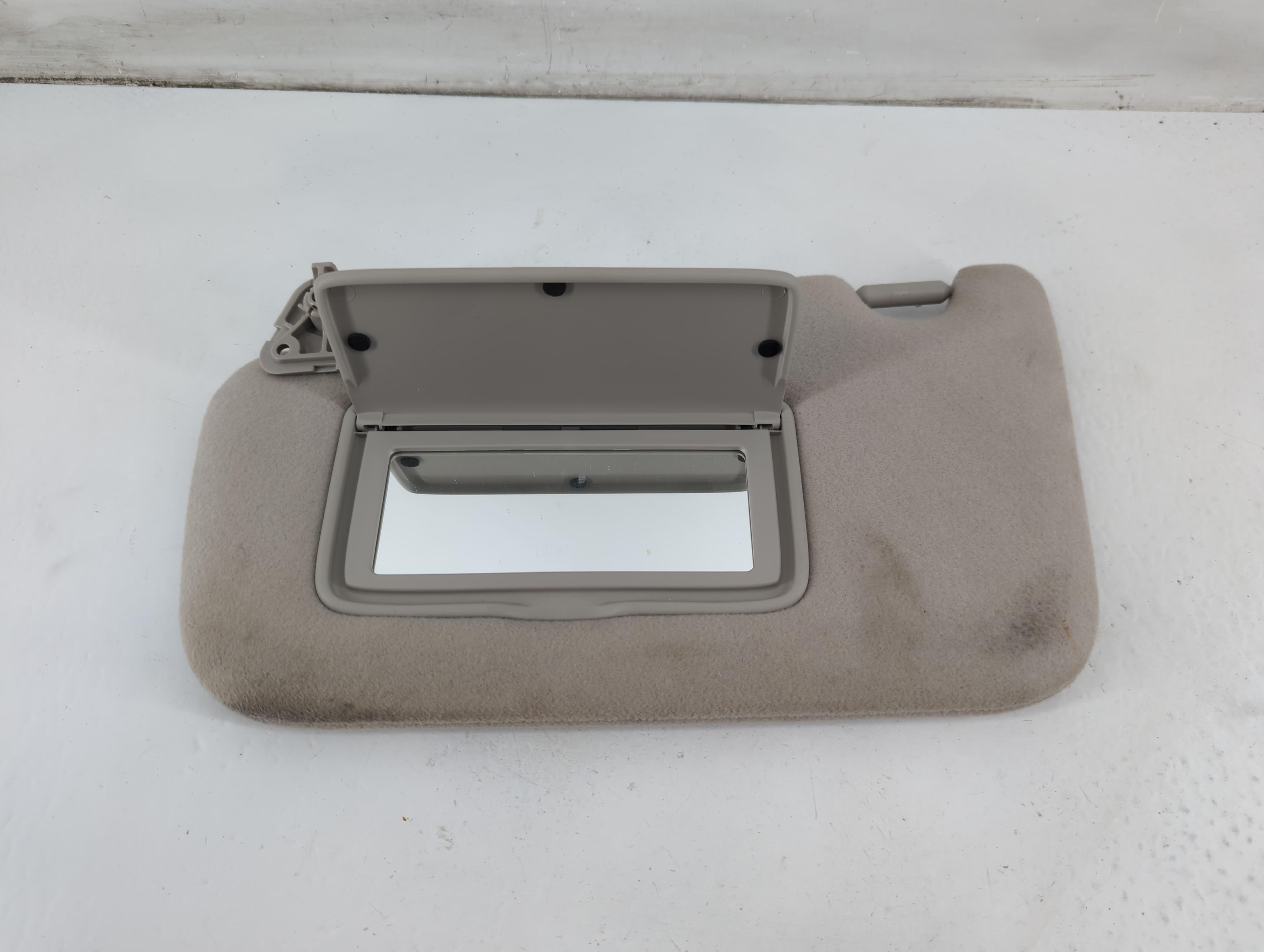 Picture of 2013-2019 Nissan Sentra Driver Sun Visor Mirror Left Sunvisor Grey 1095848