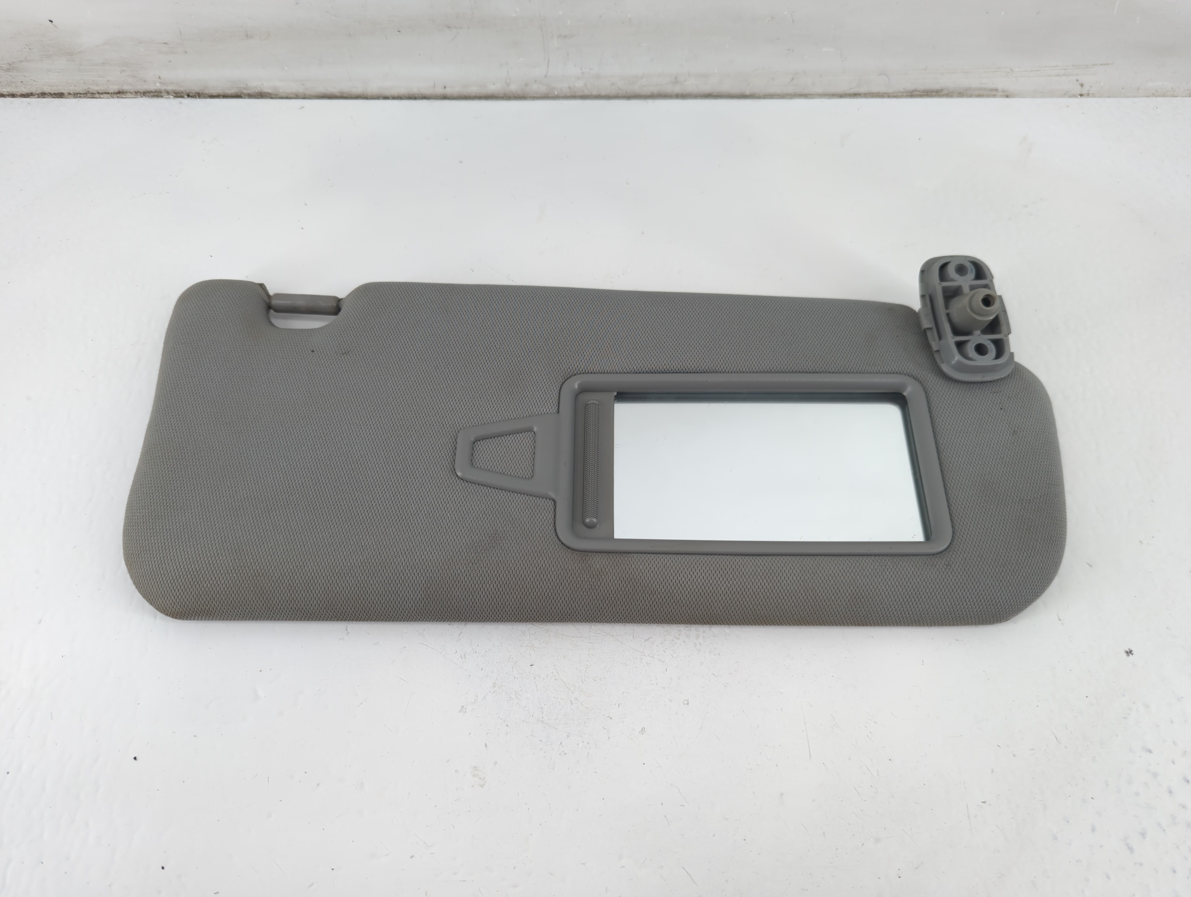 2011-2015 Kia Sorento Passenger Sun Visor Mirror Right Sunvisor 1095870 - Oemusedautoparts1.com