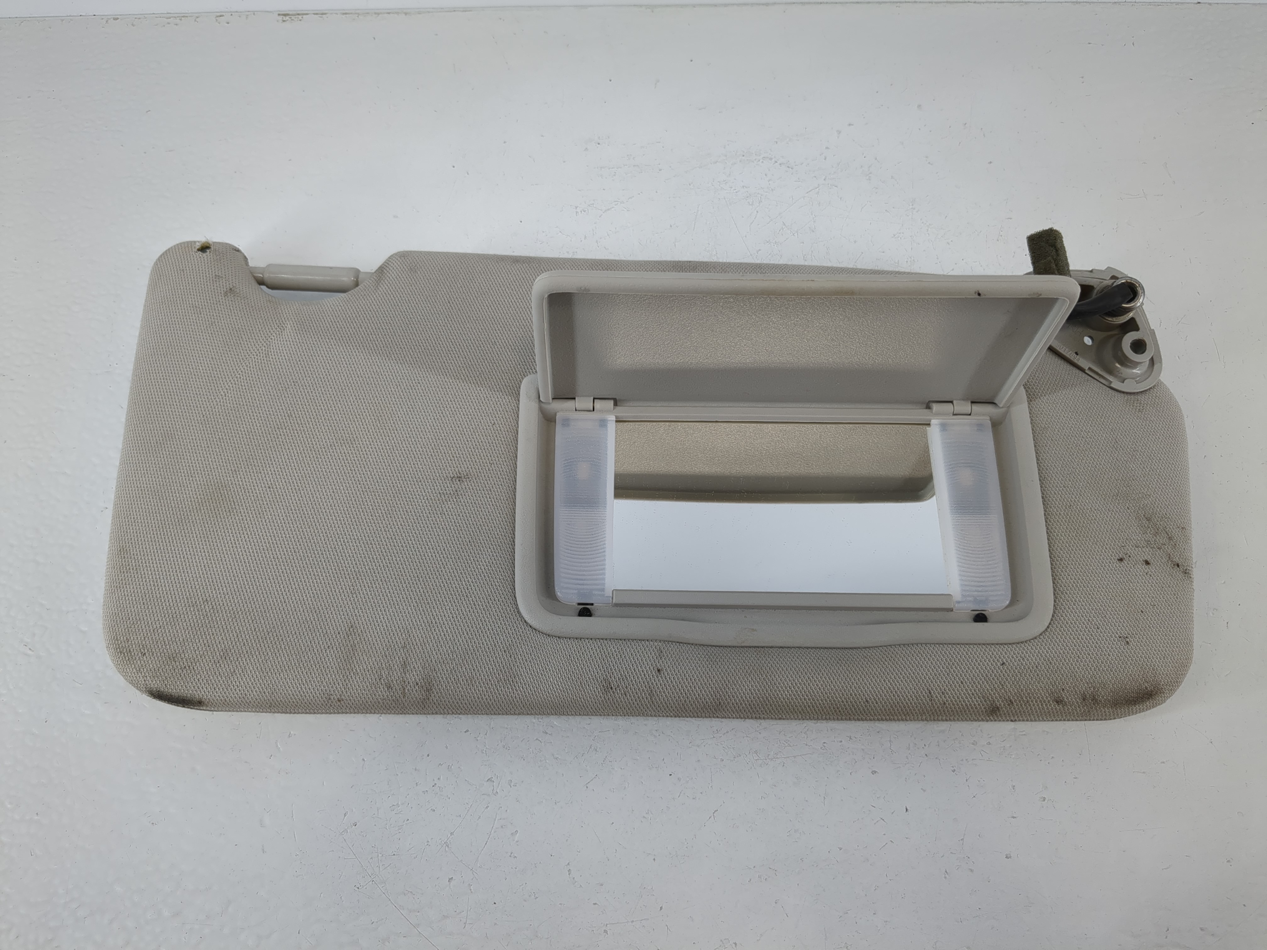 Picture of 2012-2014 Subaru Legacy Passenger Sun Visor Mirror Right Sunvisor Grey 1095920