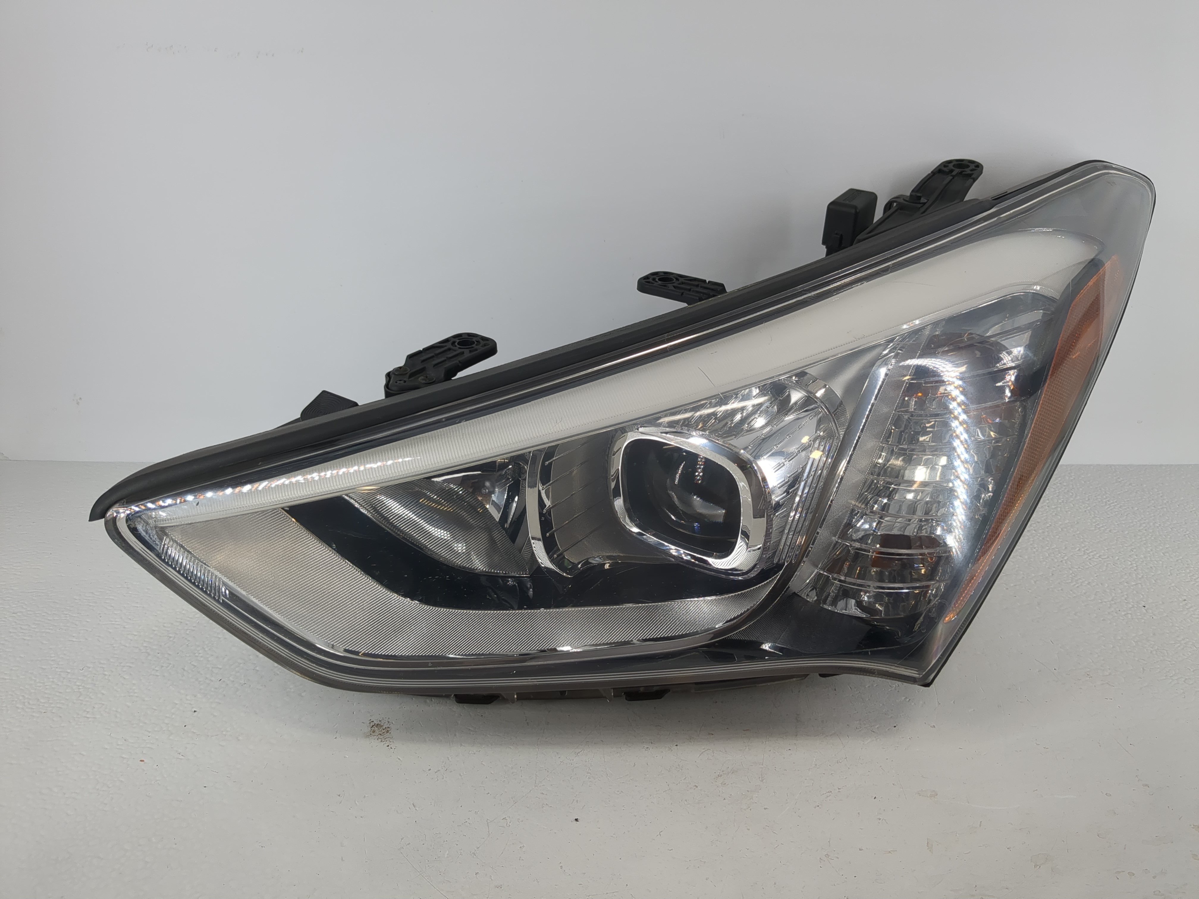 2013-2016 Hyundai Santa Fe Driver Left Oem Head Light Headlight Lamp 1095941 - Oemusedautoparts1.com