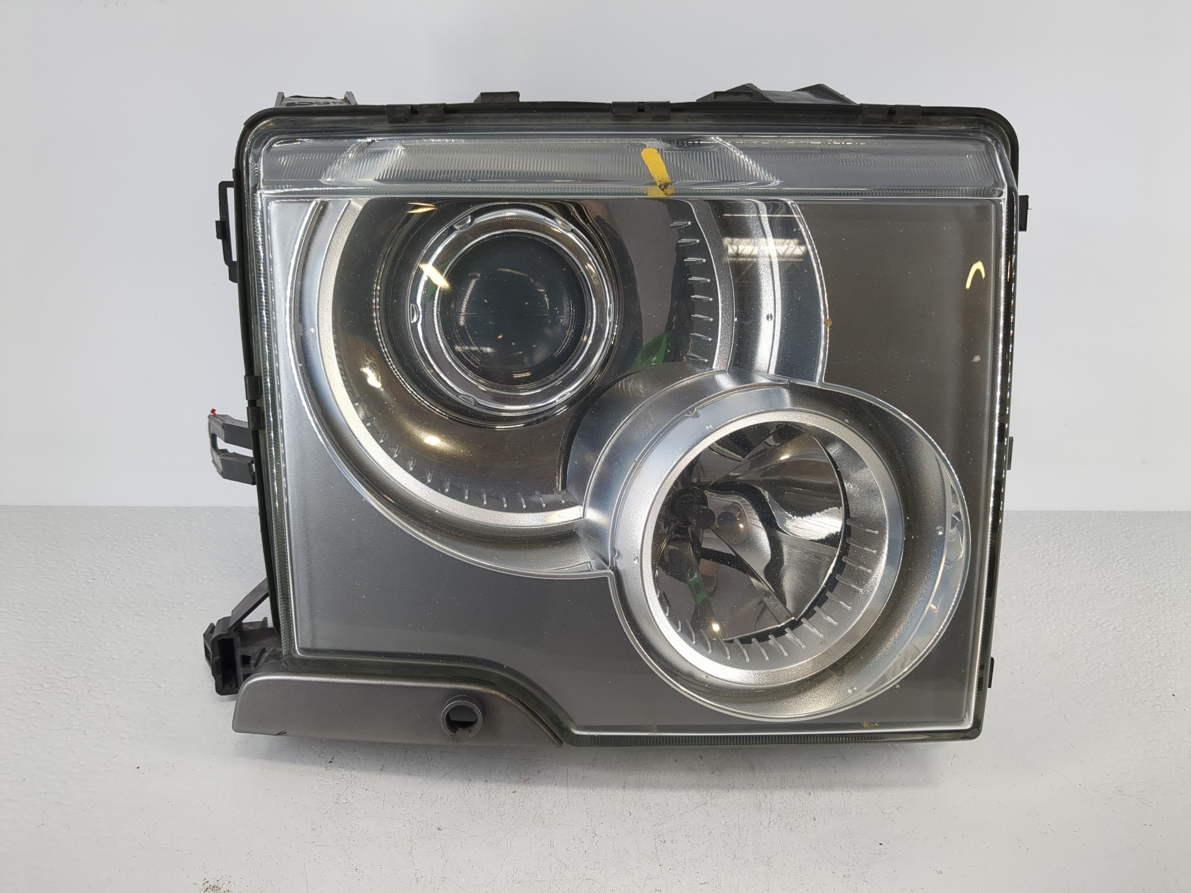 Picture of 2003 Land Rover Range Rover Passenger Right Oem Head Light Headlight Lamp 1095944