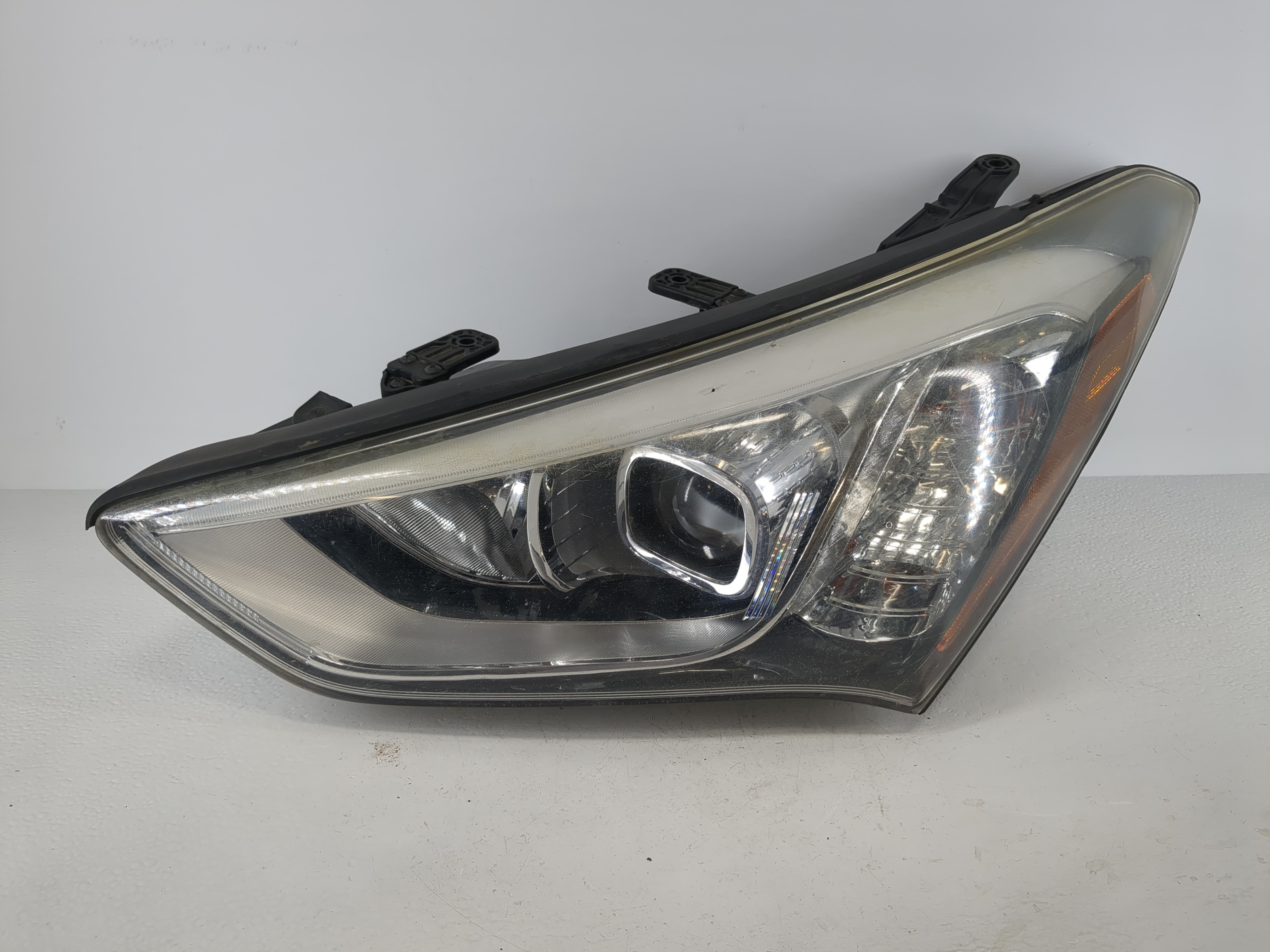 2013-2016 Hyundai Santa Fe Driver Left Oem Head Light Headlight Lamp 1095946 - Oemusedautoparts1.com