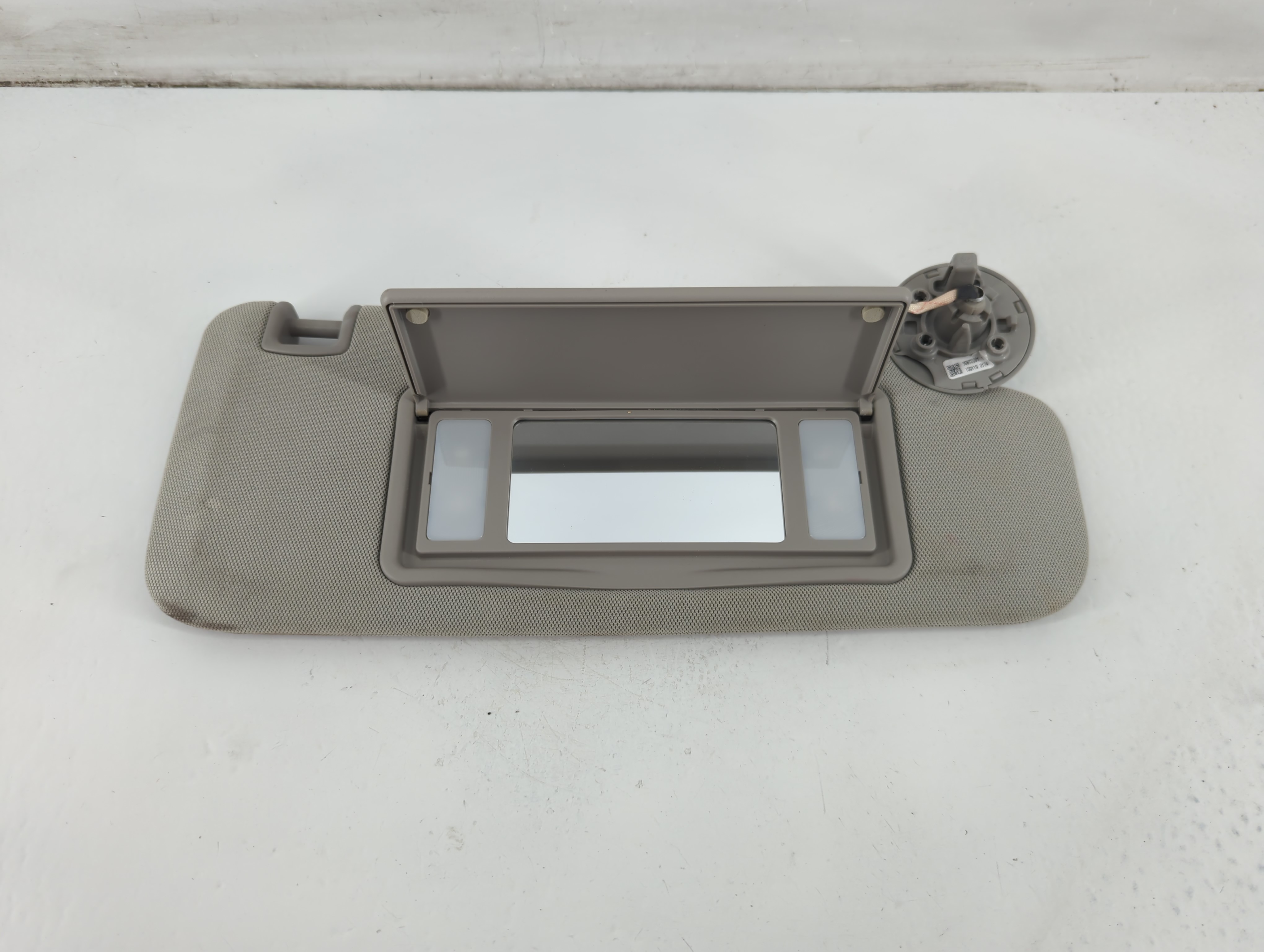 Picture of 2011-2016 Chevrolet Cruze Passenger Sun Visor Mirror Right Sunvisor Grey 1095968