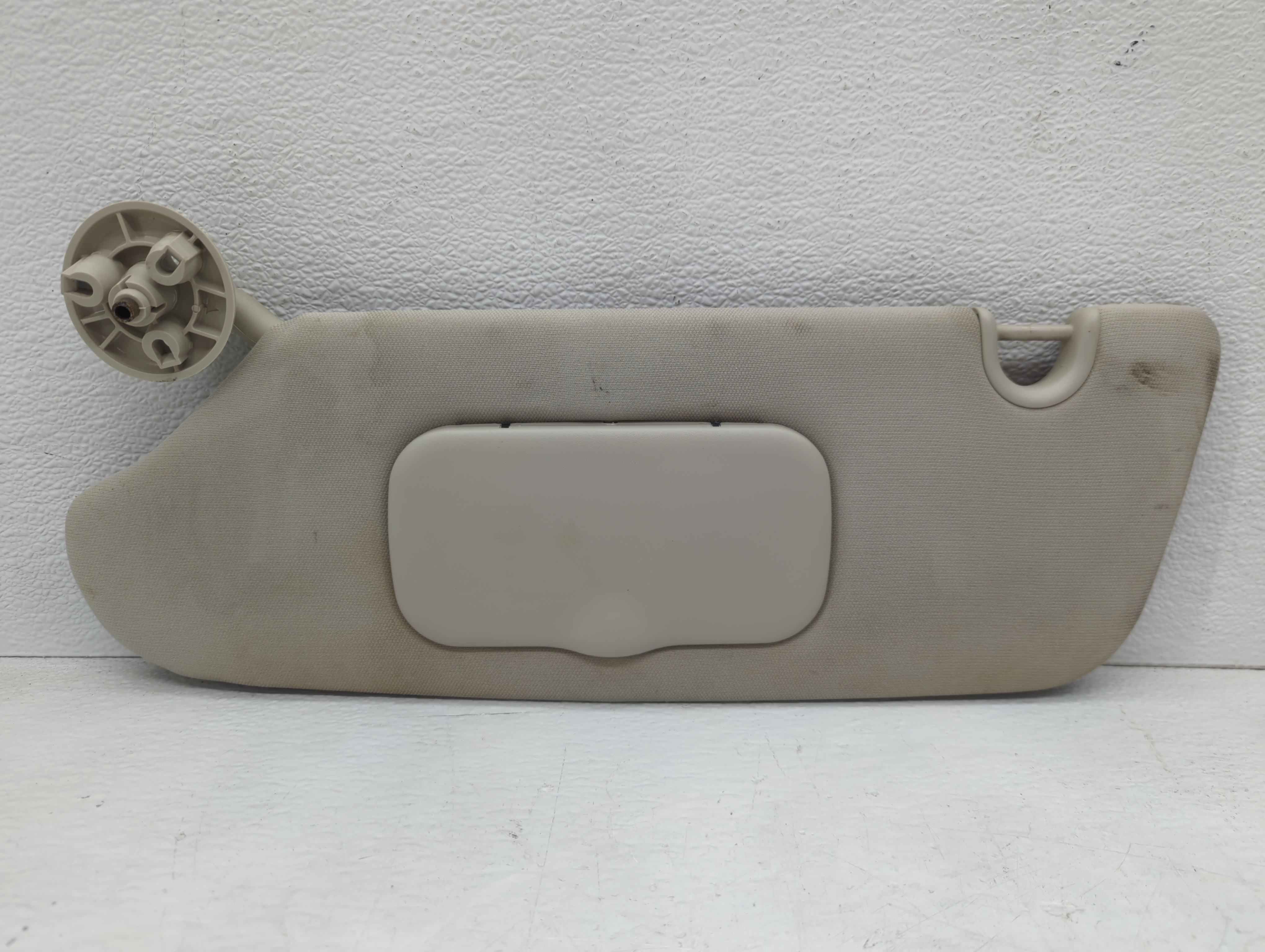 Dodge Caravan Driver Sun Visor Mirror Left Sunvisor Grey 1095978 - Oemusedautoparts1.com