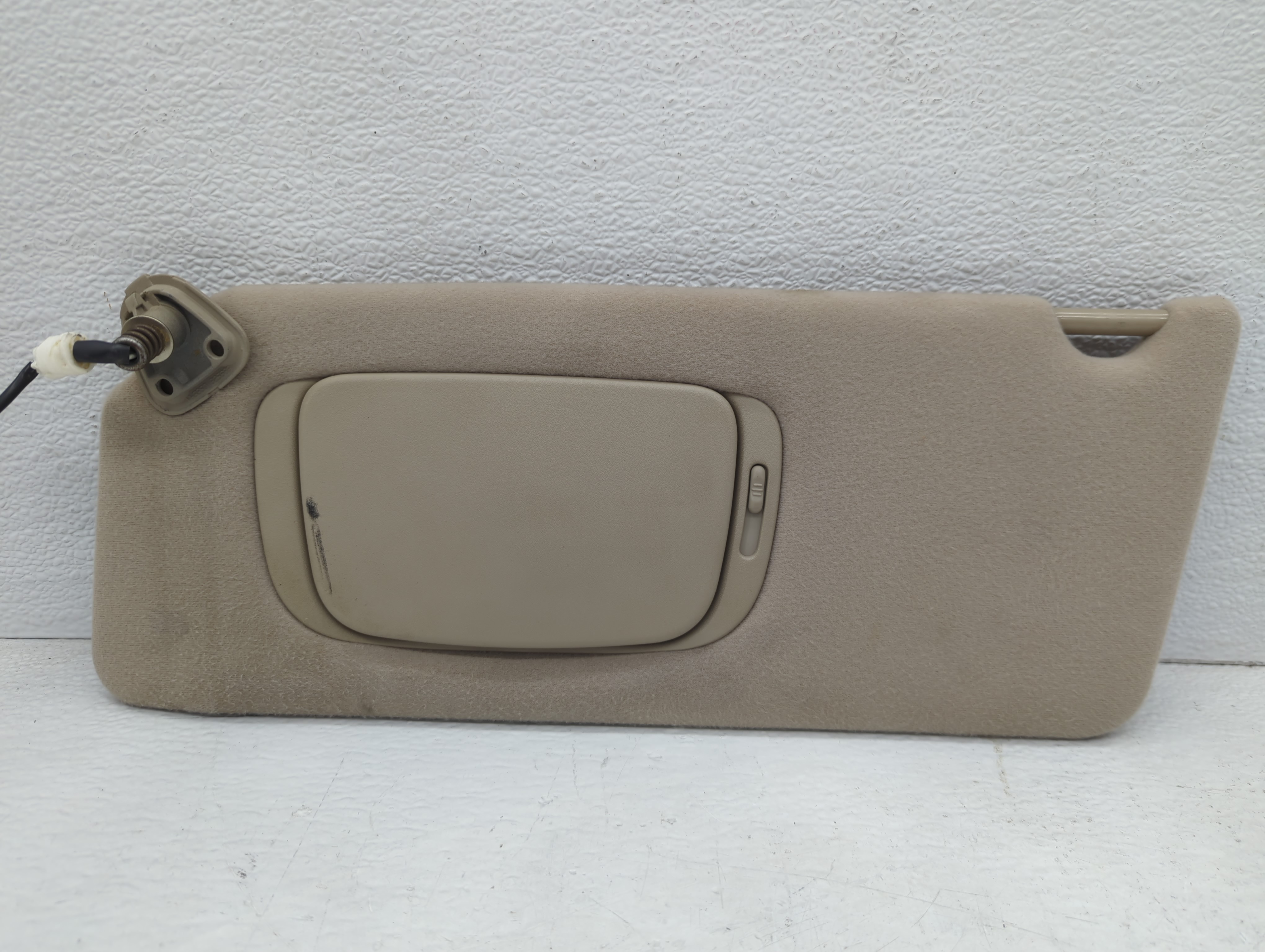 2002-2006 Toyota Camry Driver Sun Visor Mirror Left Sunvisor Beige 1095982 - Oemusedautoparts1.com