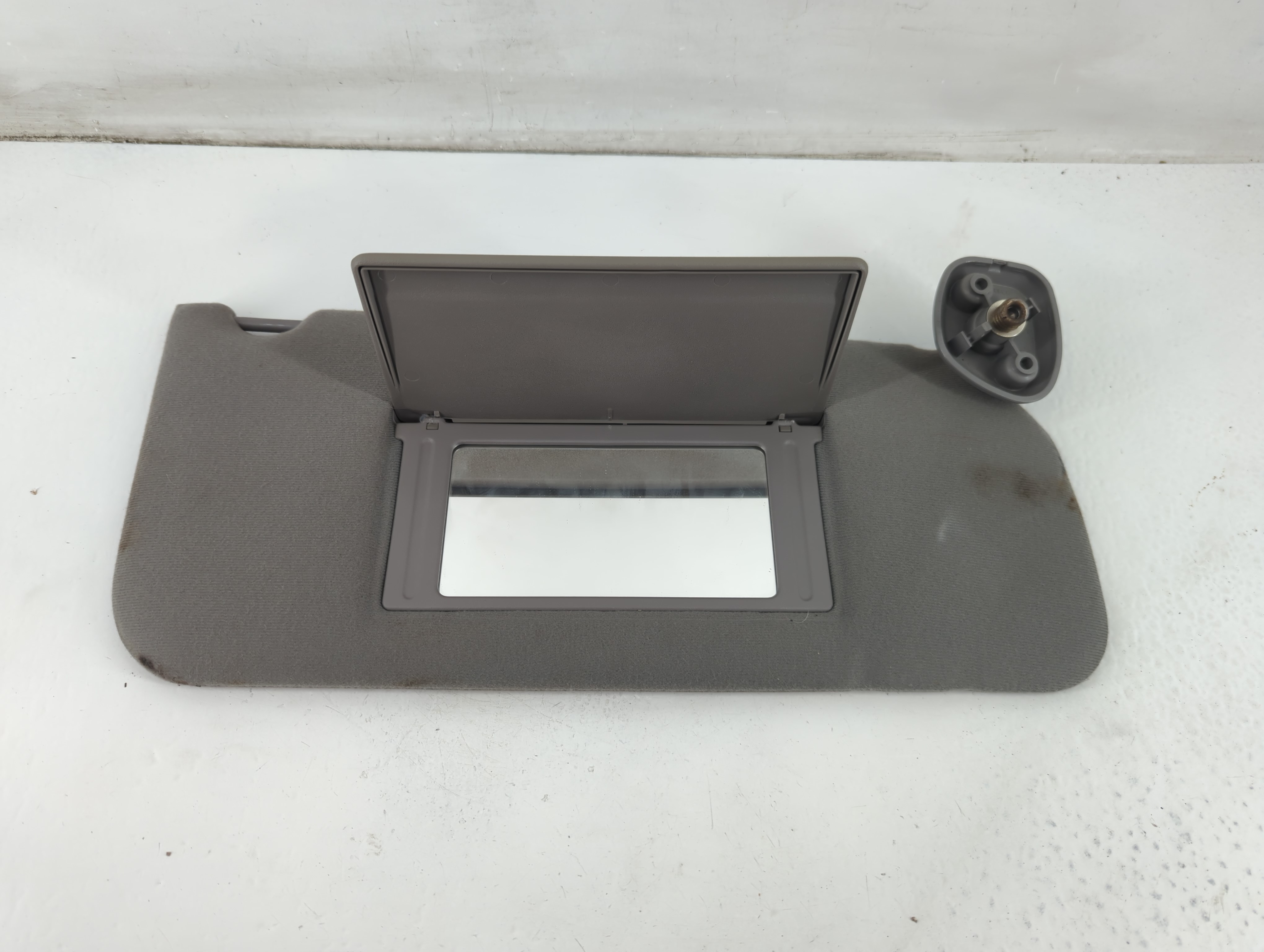2002-2003 Ford F-150 Passenger Sun Visor Mirror Right Sunvisor Dark Grey 1096015 - Oemusedautoparts1.com