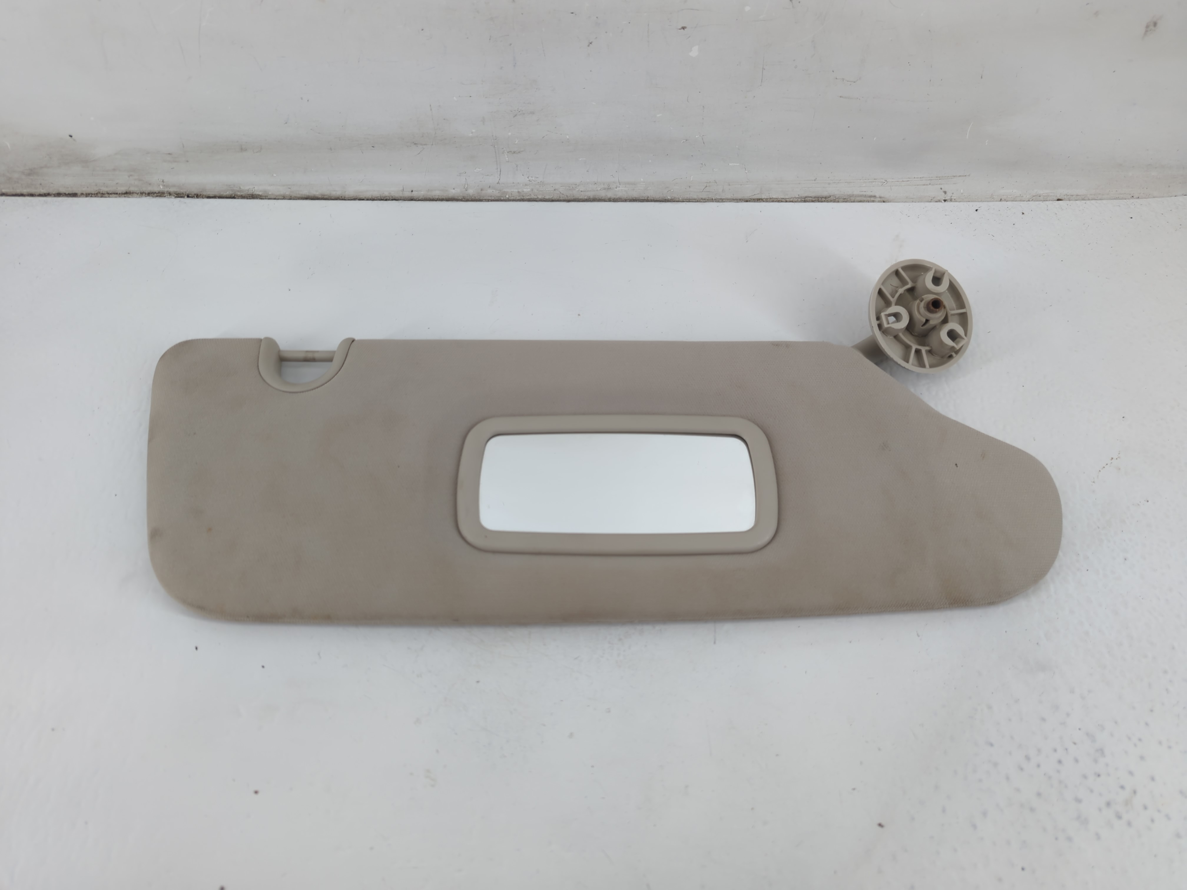 Dodge Caravan Passenger Sun Visor Mirror Right Sunvisor Grey 1096017 - Oemusedautoparts1.com