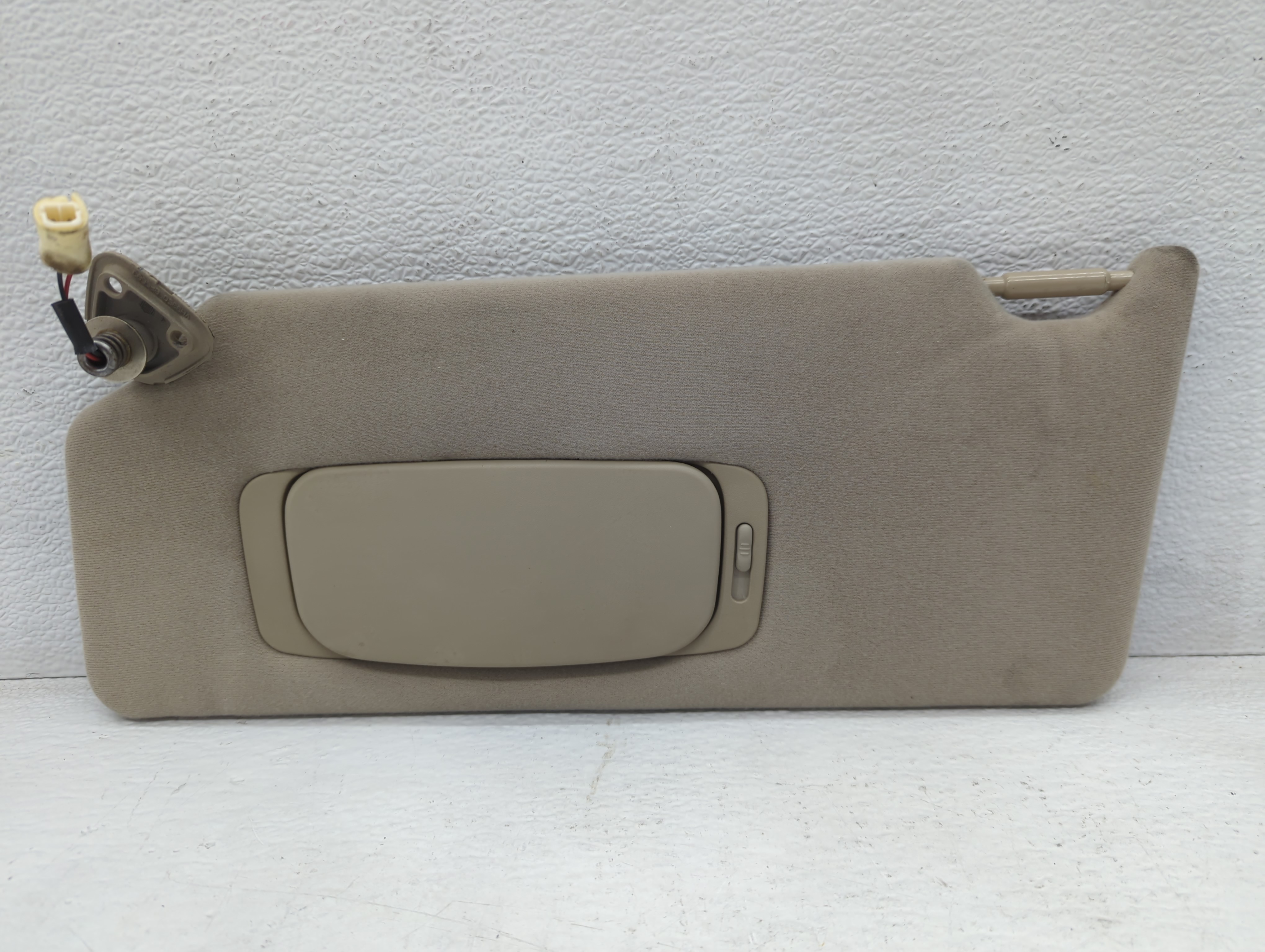 2005-2012 Toyota Avalon Driver Sun Visor Mirror Left Sunvisor 1096092 - Oemusedautoparts1.com