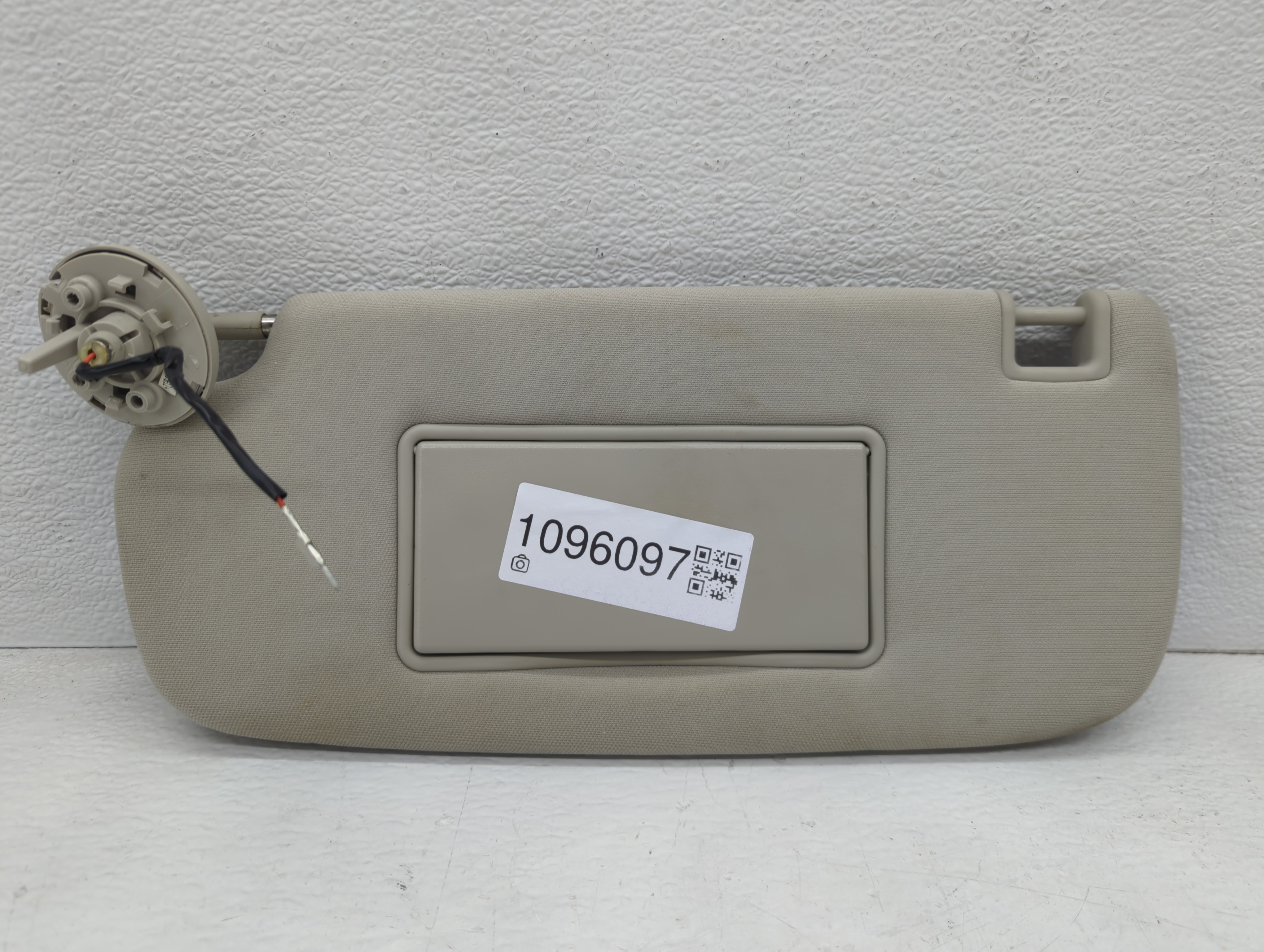 2011-2022 Dodge Durango Driver Sun Visor Mirror Left Sunvisor Grey 1096097 - Oemusedautoparts1.com