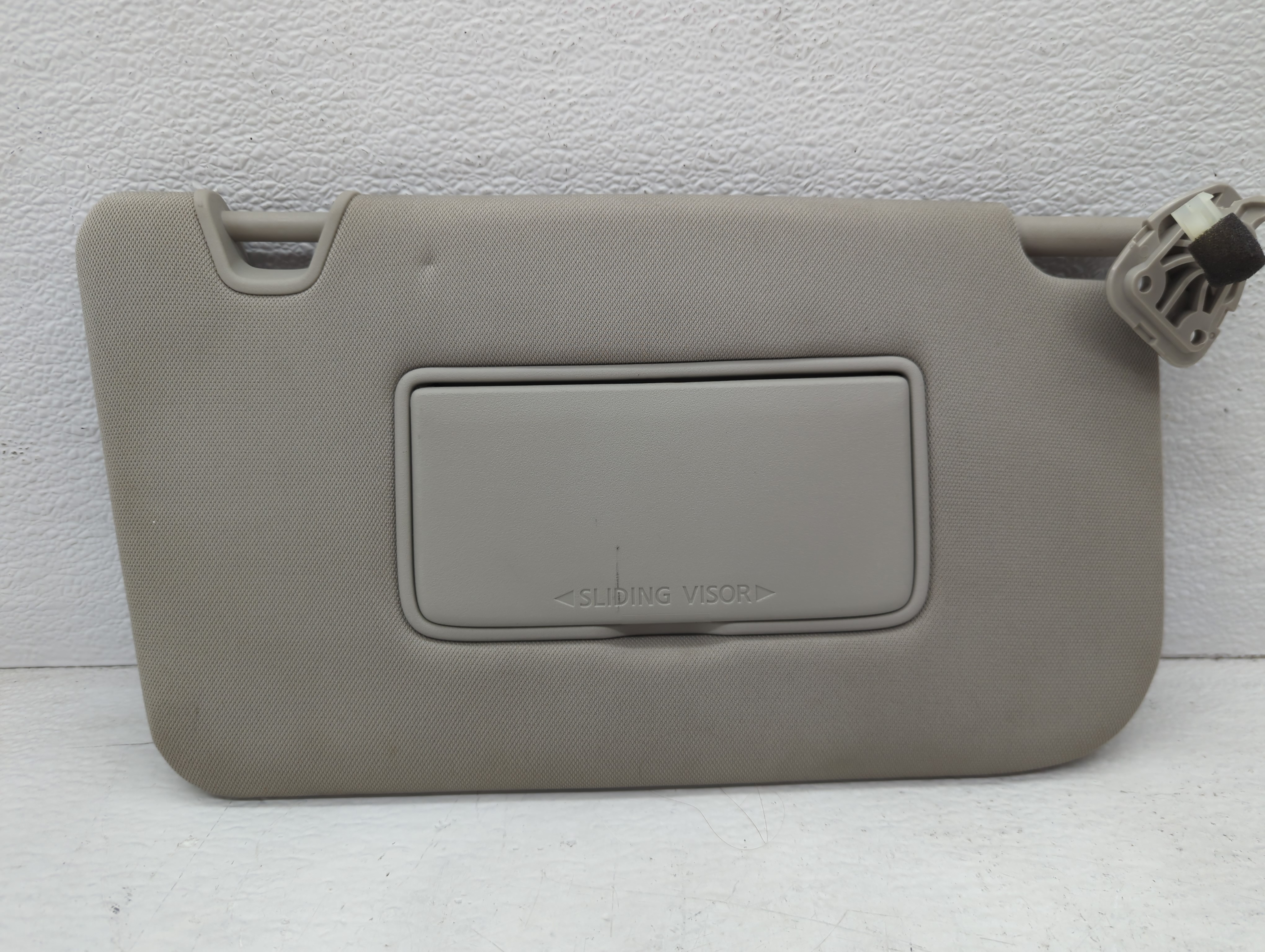 Picture of 2018-2020 Nissan Rogue Passenger Sun Visor Mirror Right Sunvisor Grey 1096105