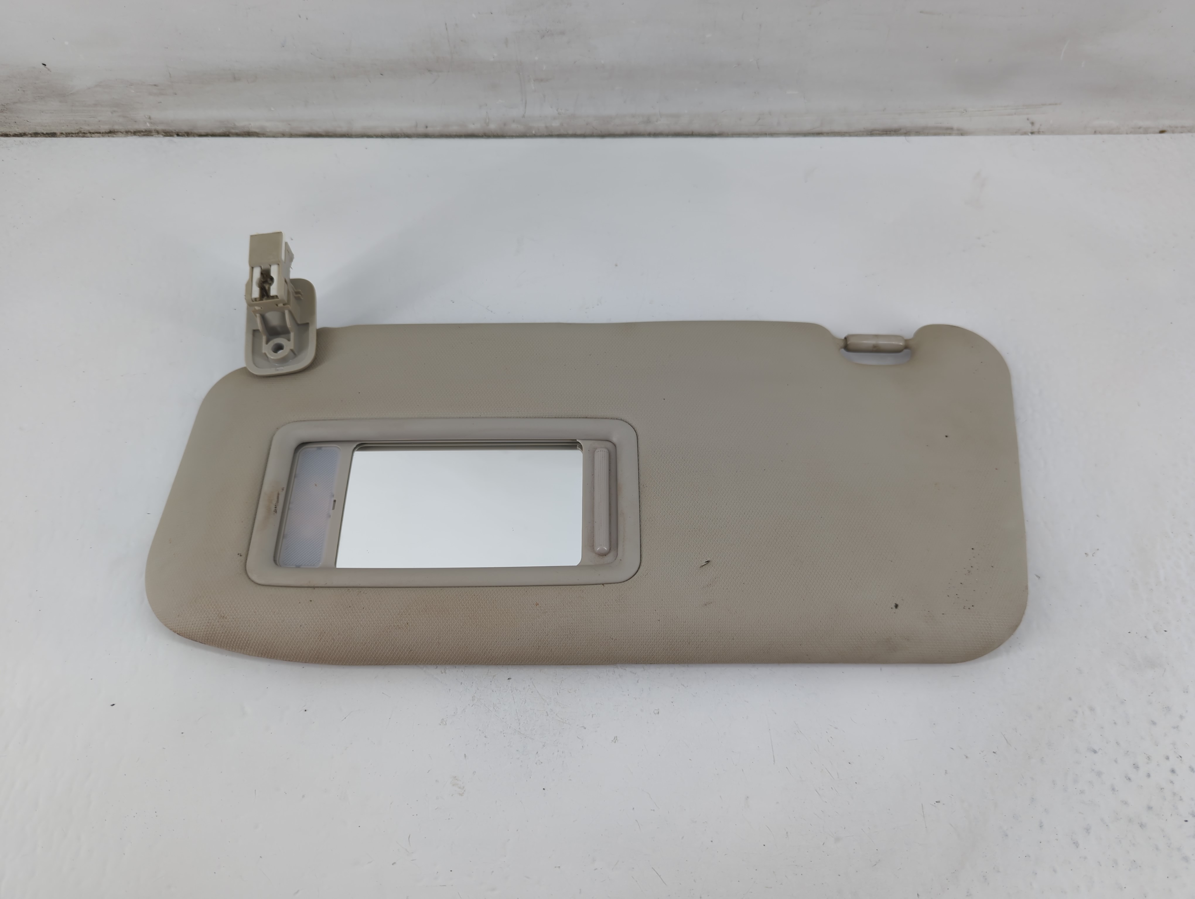 Picture of Mazda Cx-3 Driver Sun Visor Mirror Left Sunvisor Grey 1096121