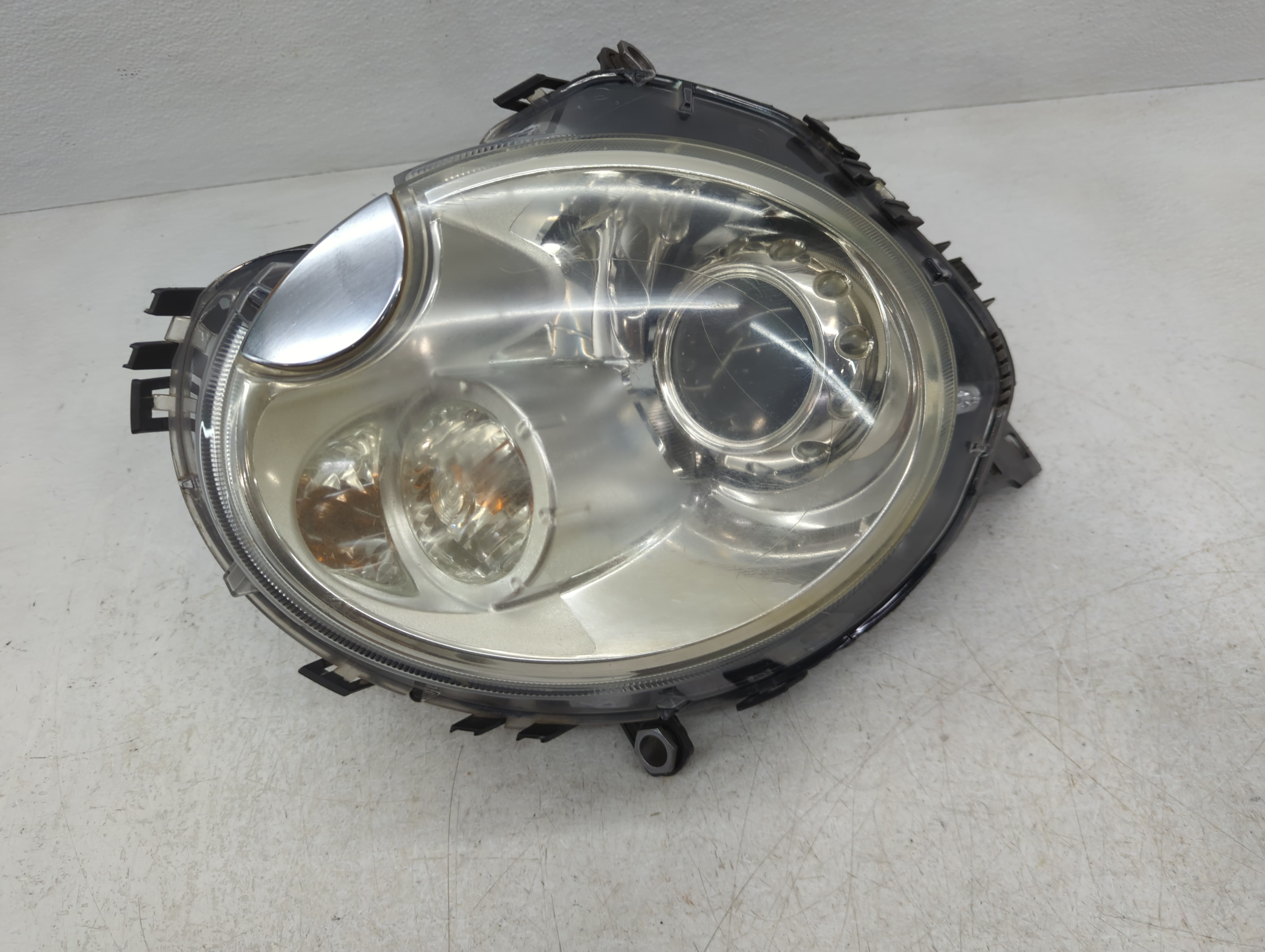 1991 Infiniti Q45 Passenger Right Oem Head Light Headlight Lamp 1096140 - Oemusedautoparts1.com