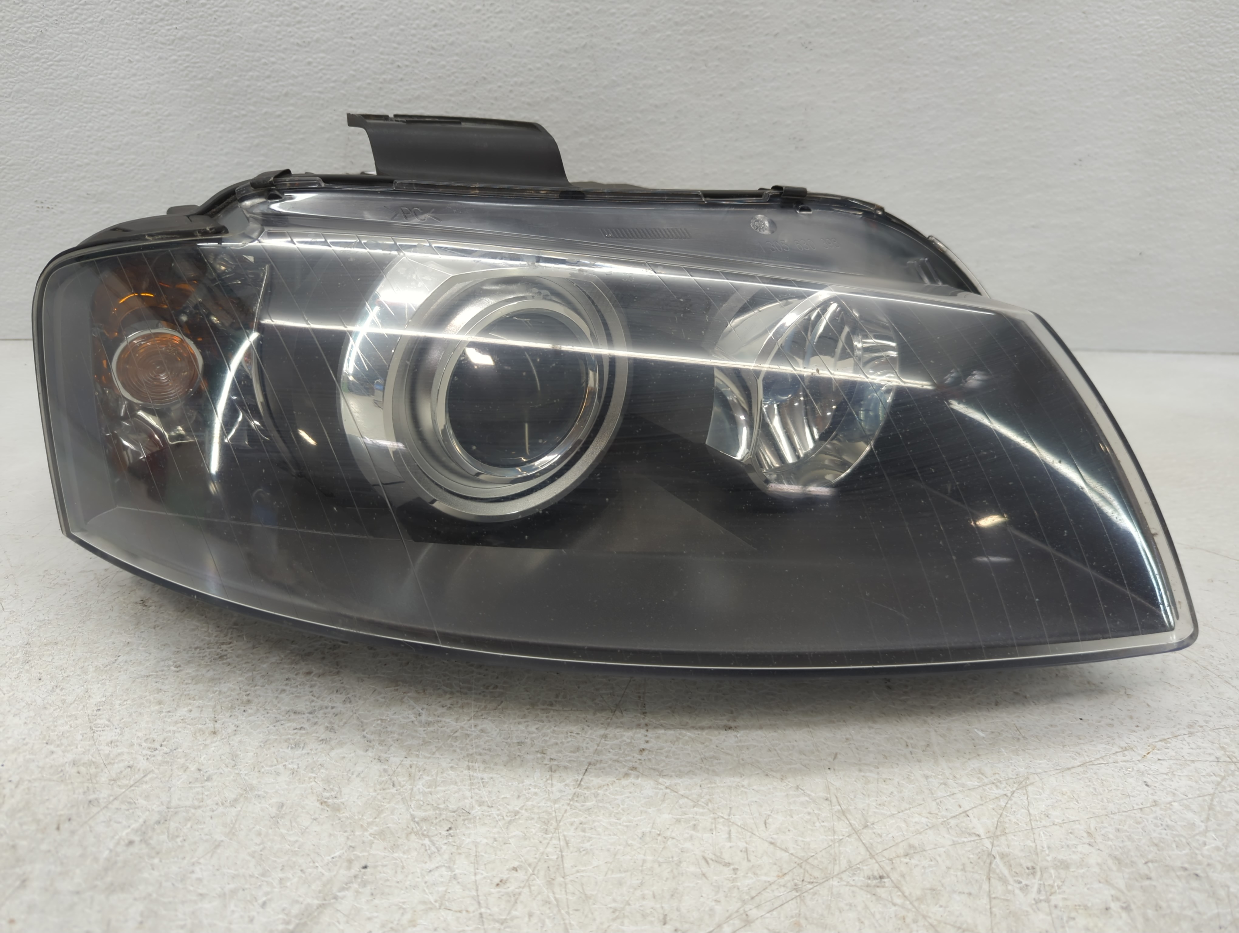 Picture of 2006-2008 Audi A3 Passenger Right Oem Head Light Headlight Lamp 1096147