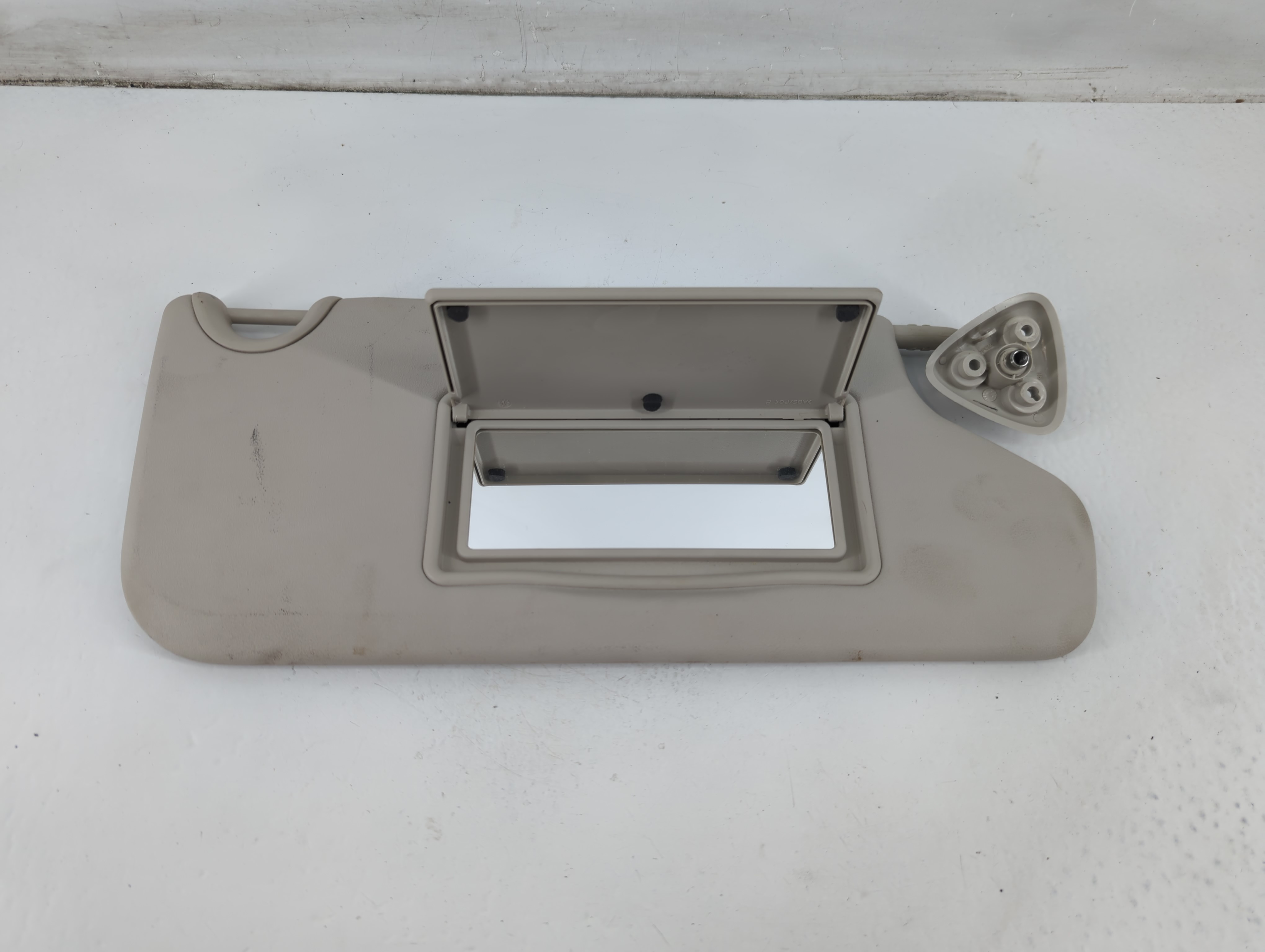 2010-2013 Mazda 3 Passenger Sun Visor Mirror Right Sunvisor Light Gray 1096156 - Oemusedautoparts1.com