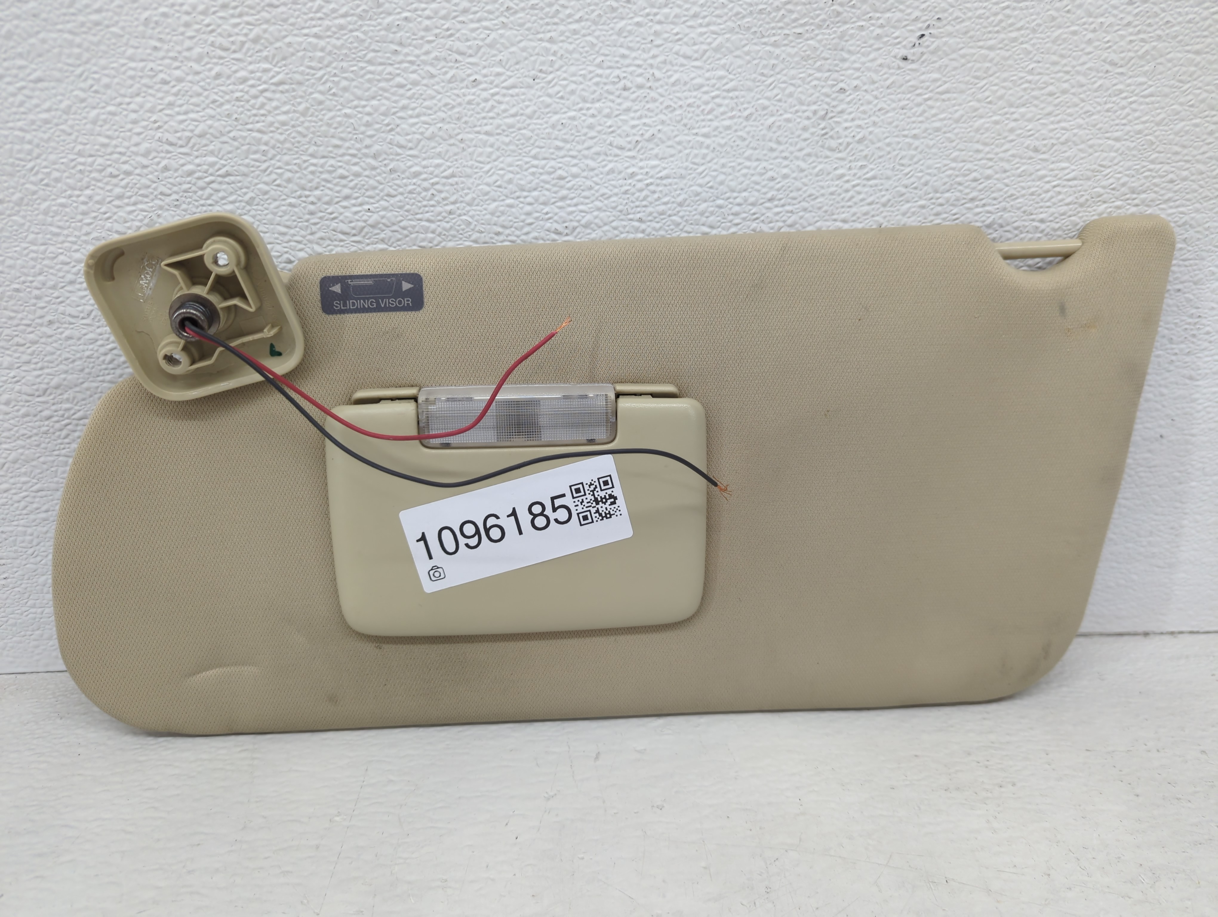 2013-2019 Ford Flex Driver Sun Visor Mirror Left Sunvisor Grey 1096185 - Oemusedautoparts1.com
