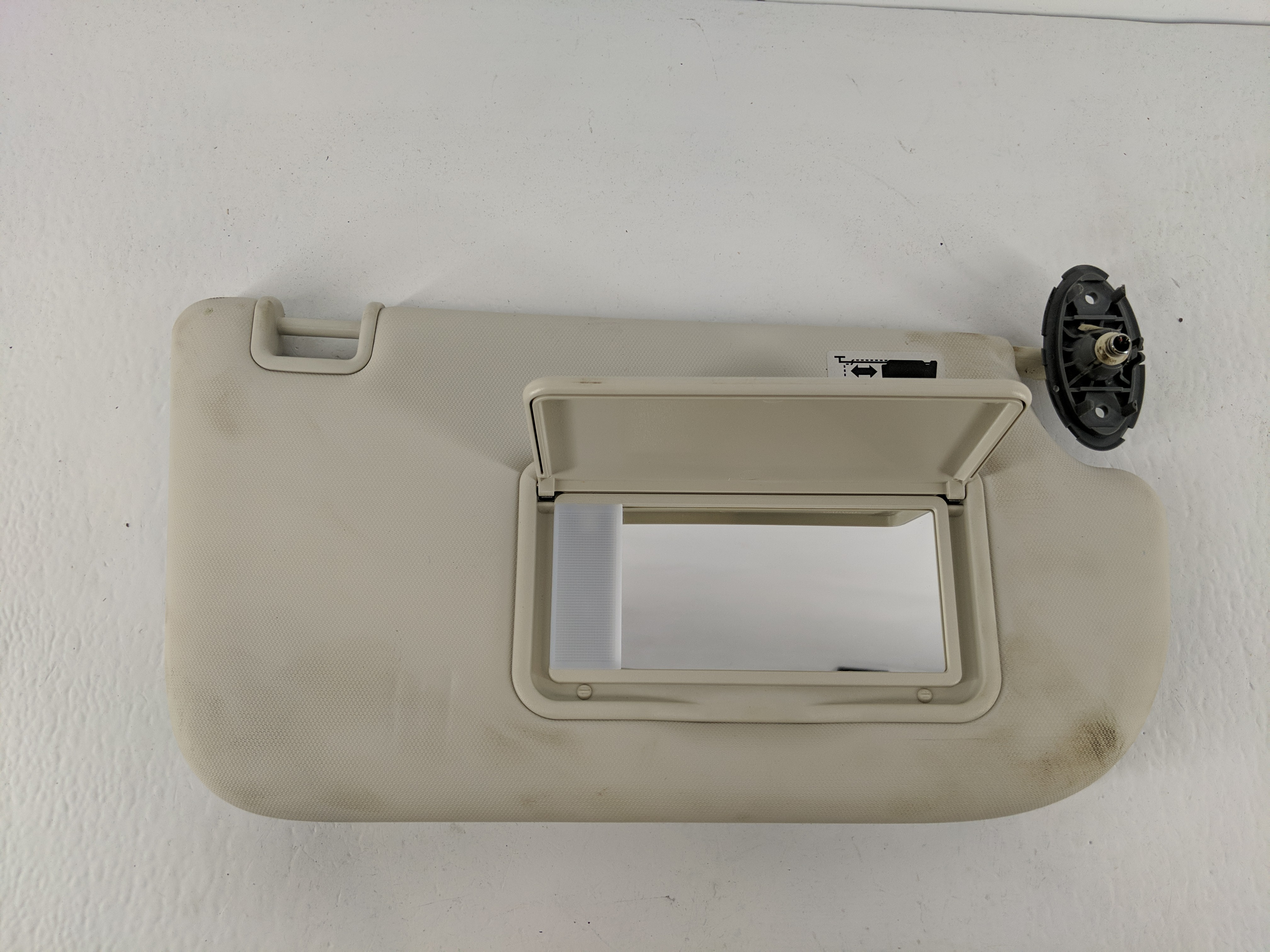 Picture of 2013-2019 Ford Escape Passenger Sun Visor Mirror Right Sunvisor Cream 1096229