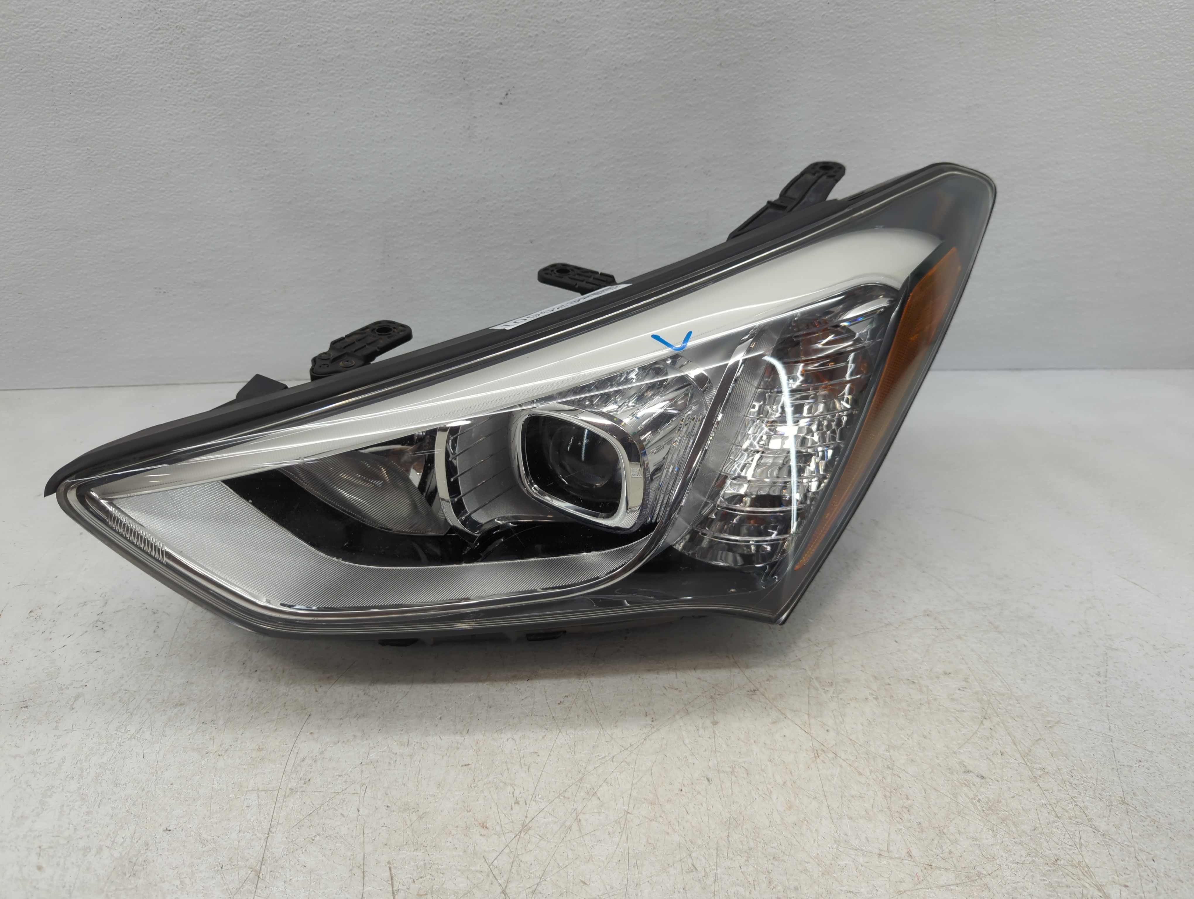 2013-2016 Hyundai Santa Fe Driver Left Oem Head Light Headlight Lamp 1096232 - Oemusedautoparts1.com