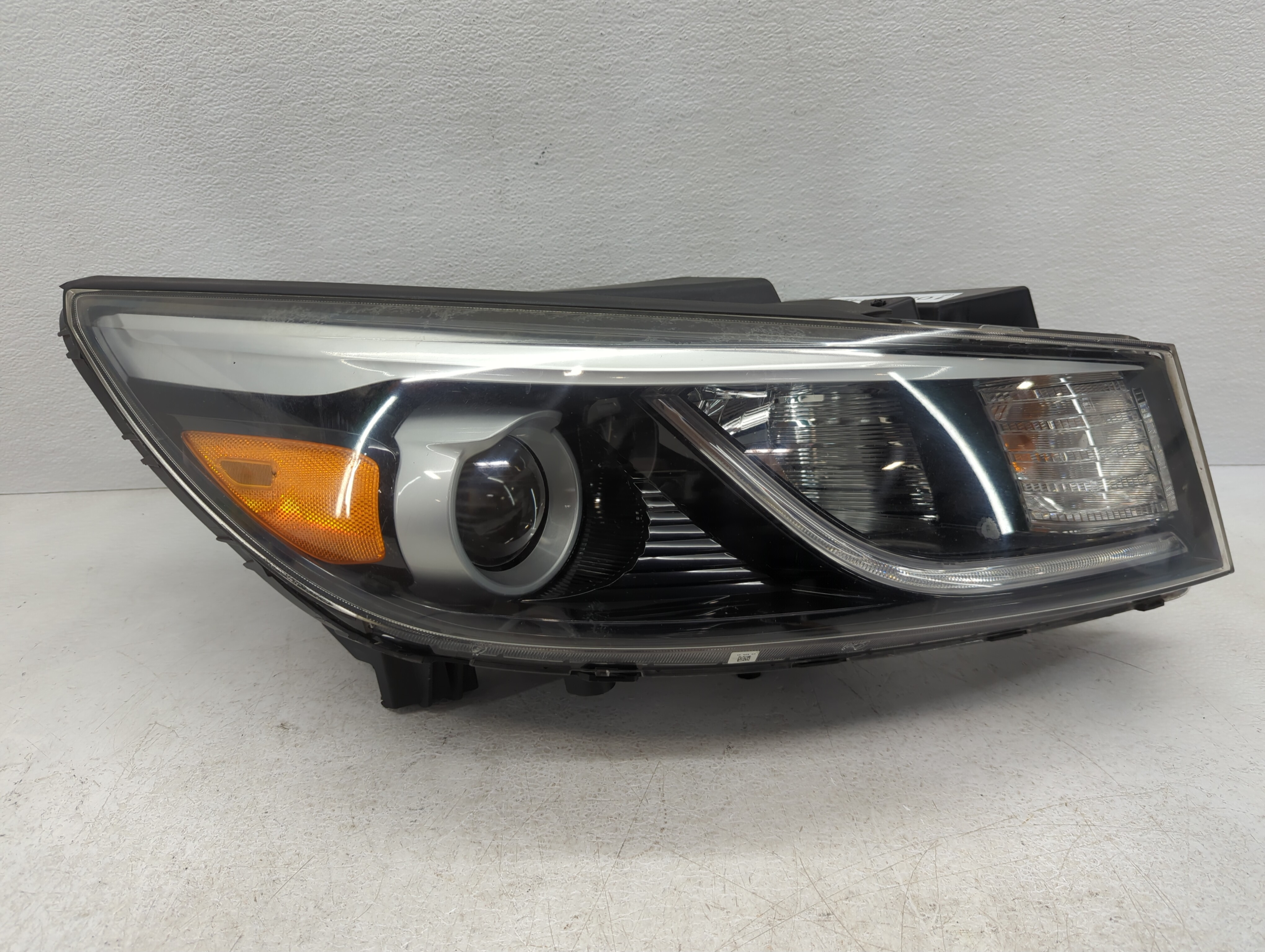 2015-2018 Kia Sedona Passenger Right Oem Head Light Headlight Lamp 1096234 - Oemusedautoparts1.com