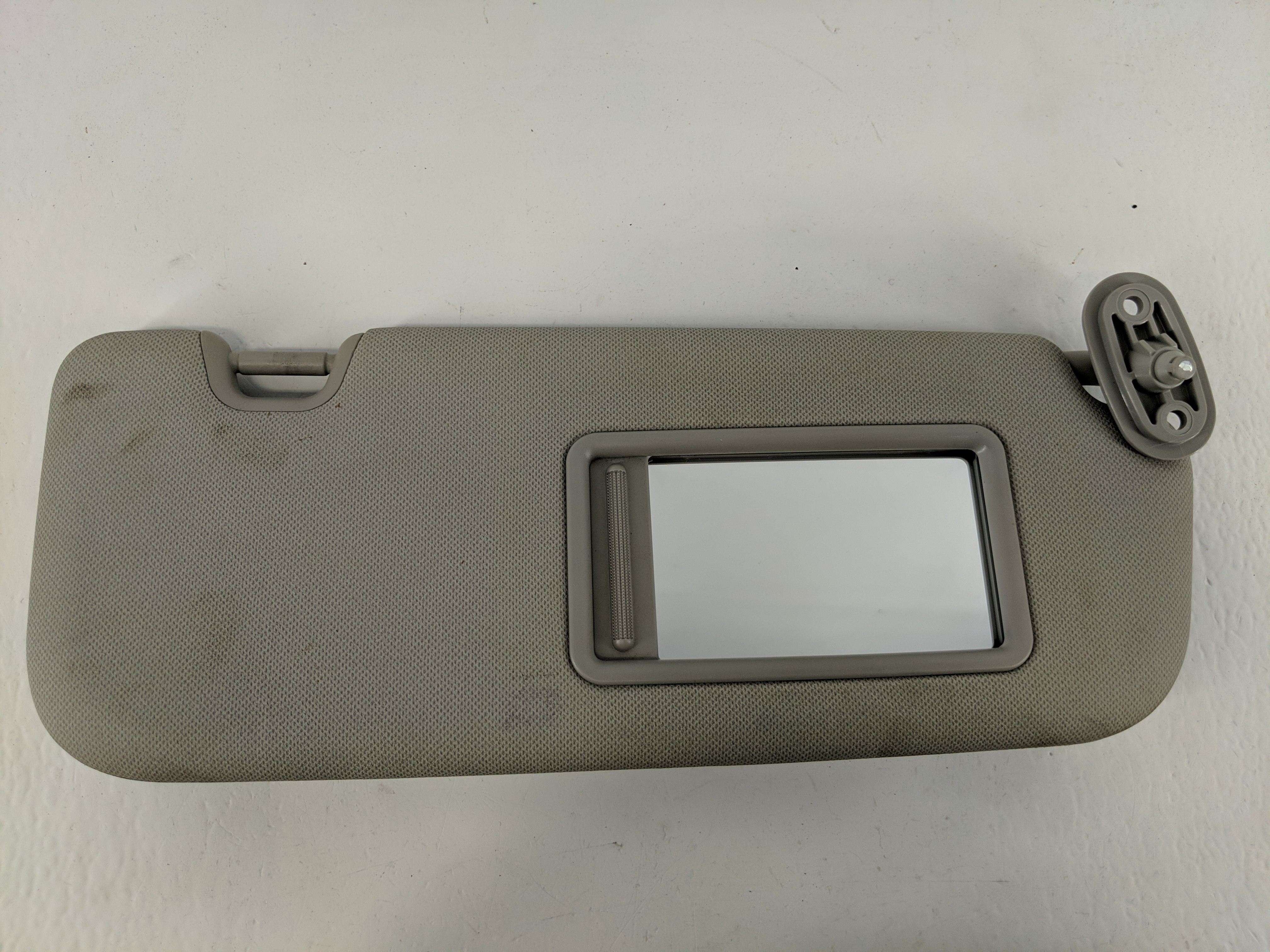 2014-2016 Kia Forte Passenger Sun Visor Mirror Right Sunvisor Dark Gray 1096267 - Oemusedautoparts1.com