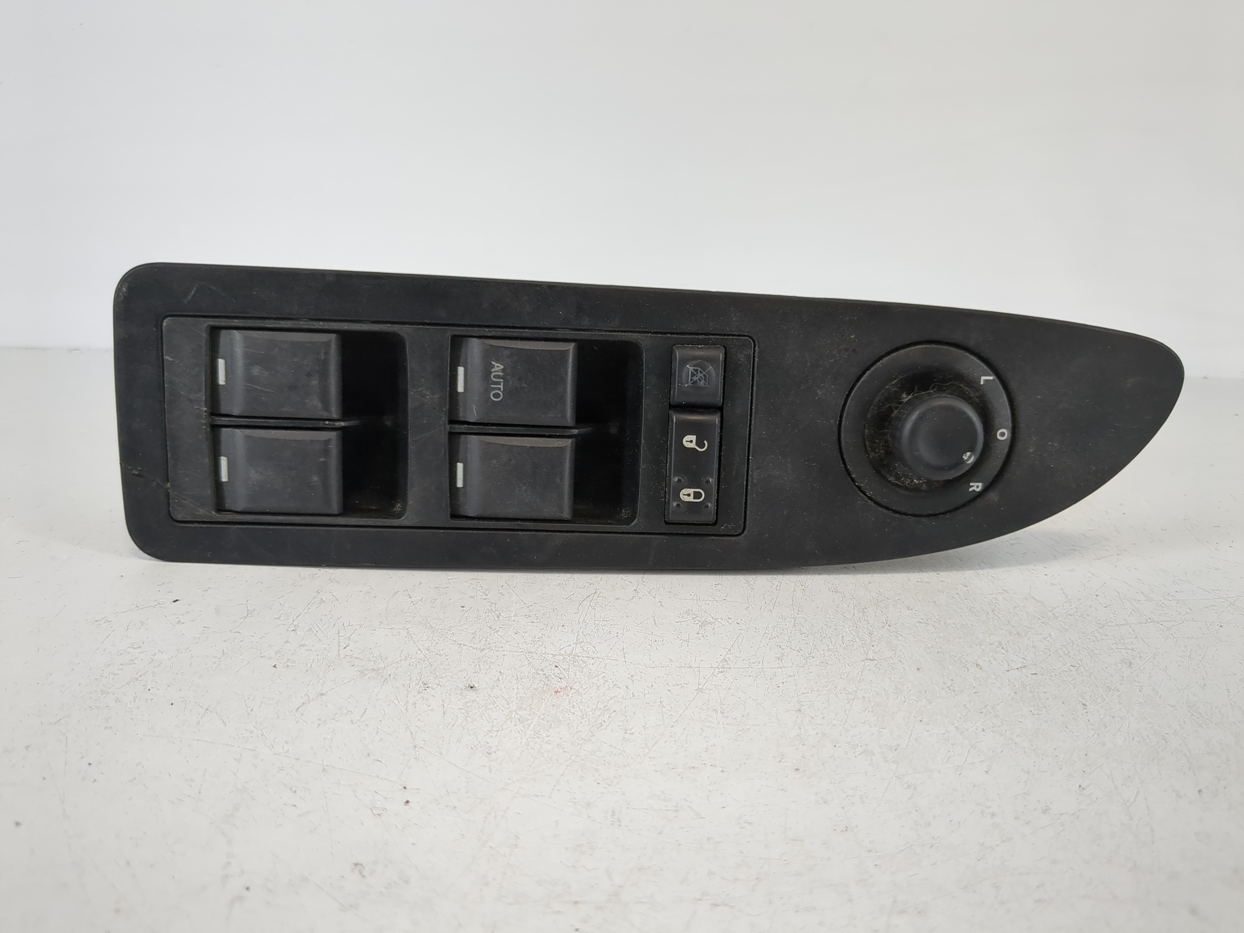 2008-2014 Dodge Avenger Driver Left Door Master Power Window Switch 1096394 - Oemusedautoparts1.com