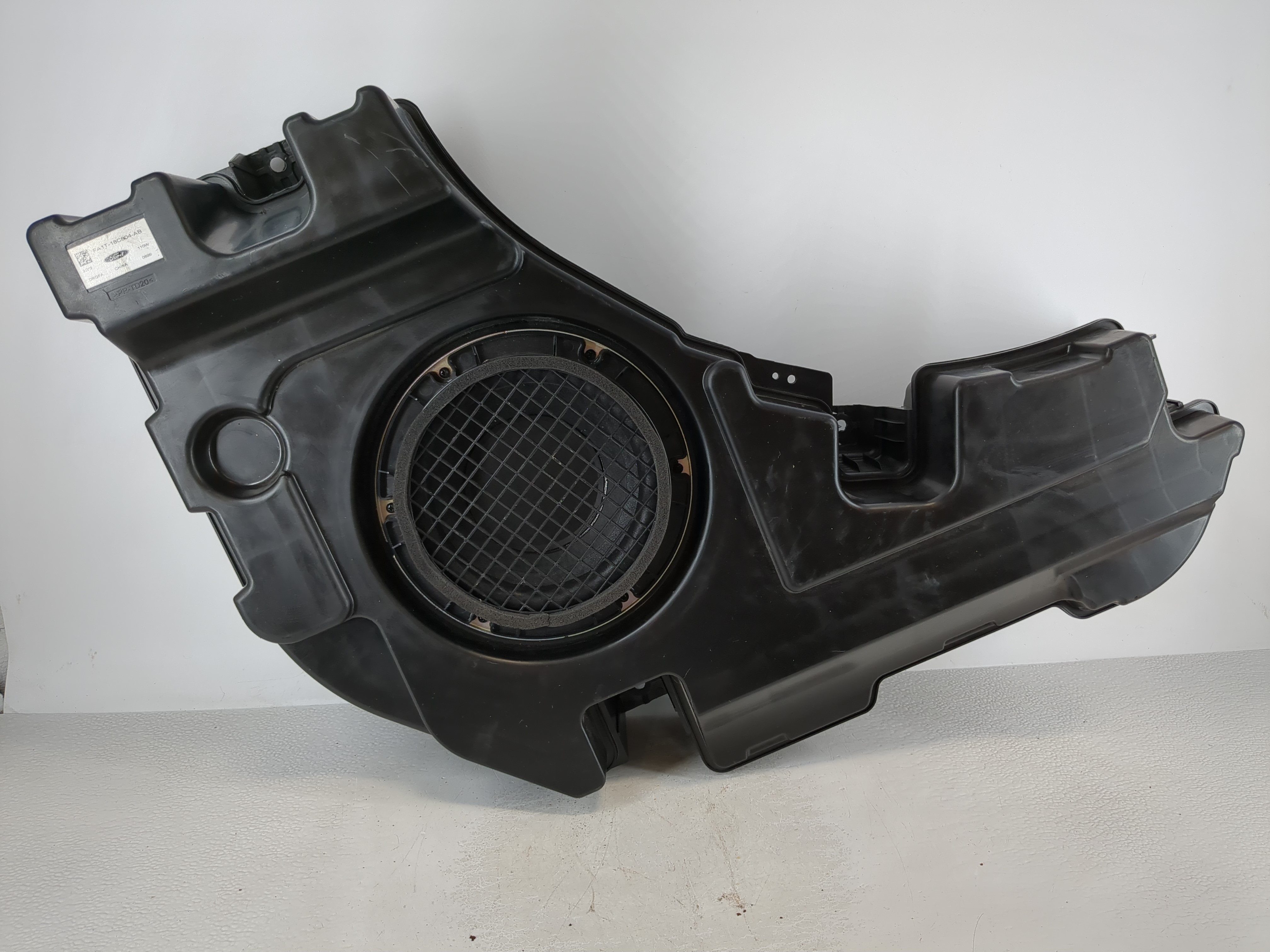 2019 Lincoln Nautilus Speaker/subwoofer 1096404 - Oemusedautoparts1.com