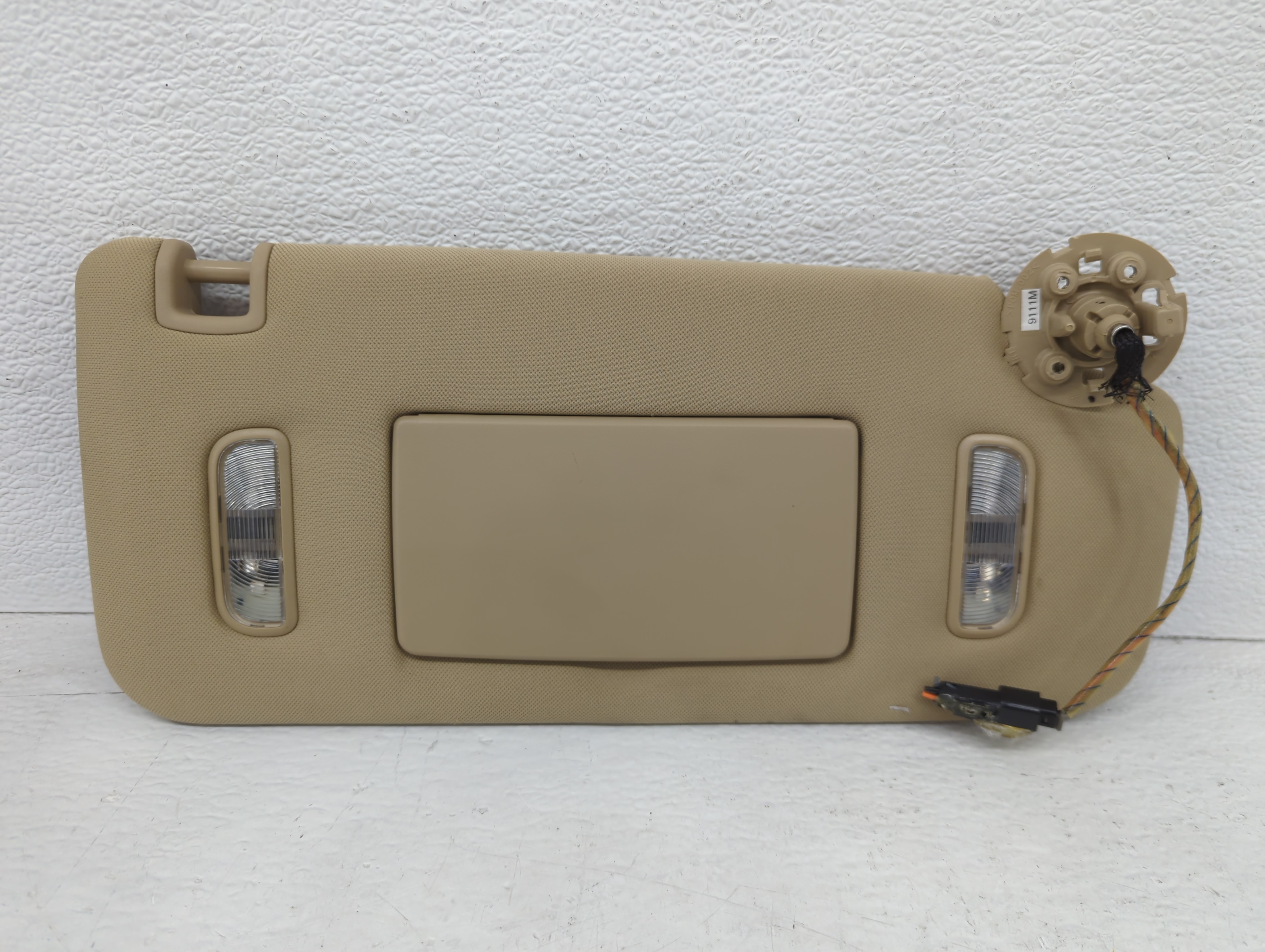 2008-2009 Cadillac Cts Passenger Sun Visor Mirror Right Sunvisor Beige 1096407 - Oemusedautoparts1.com