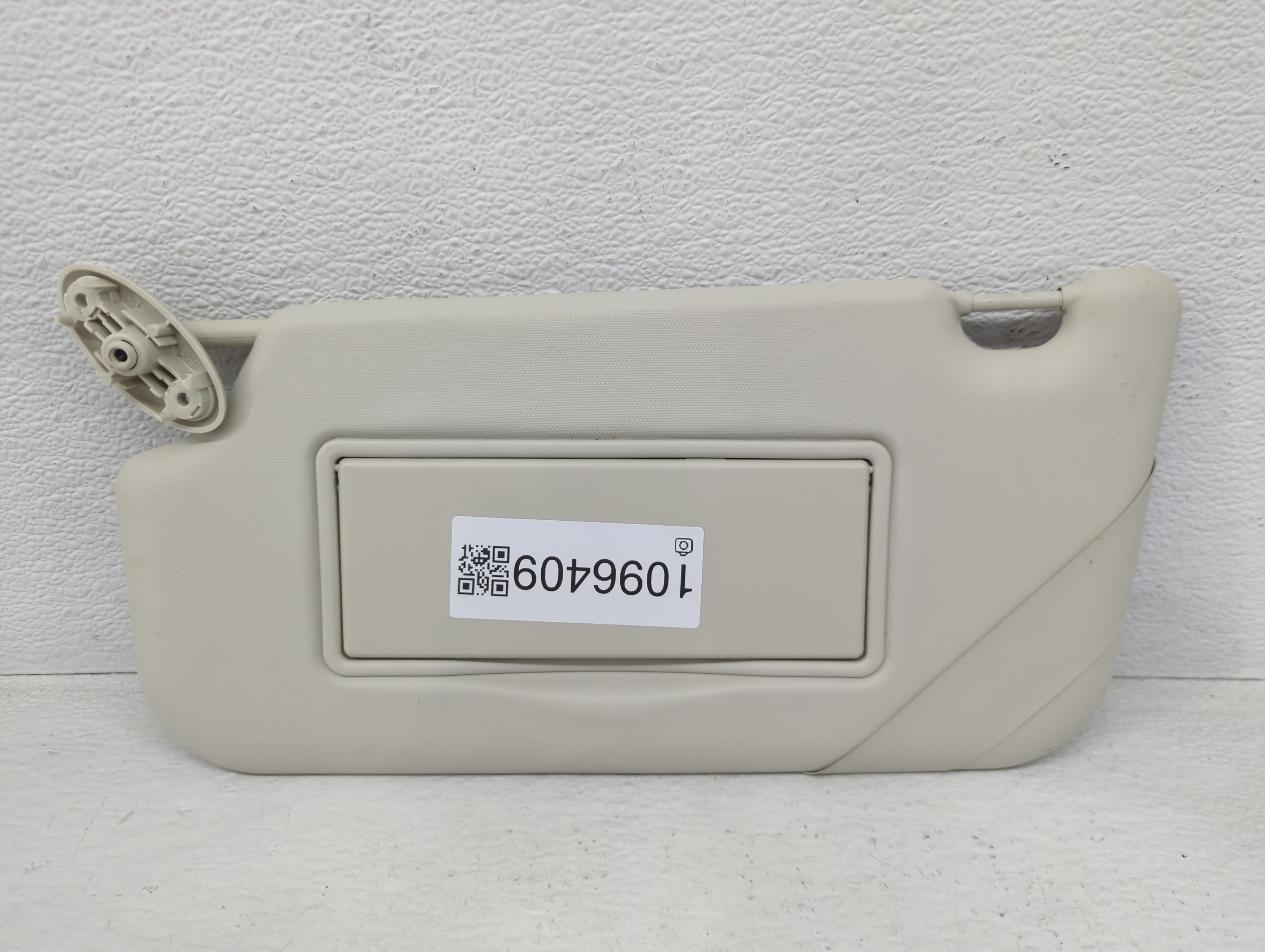Picture of 2013-2018 Ford C-max Driver Sun Visor Mirror Left Sunvisor Ivory 1096409