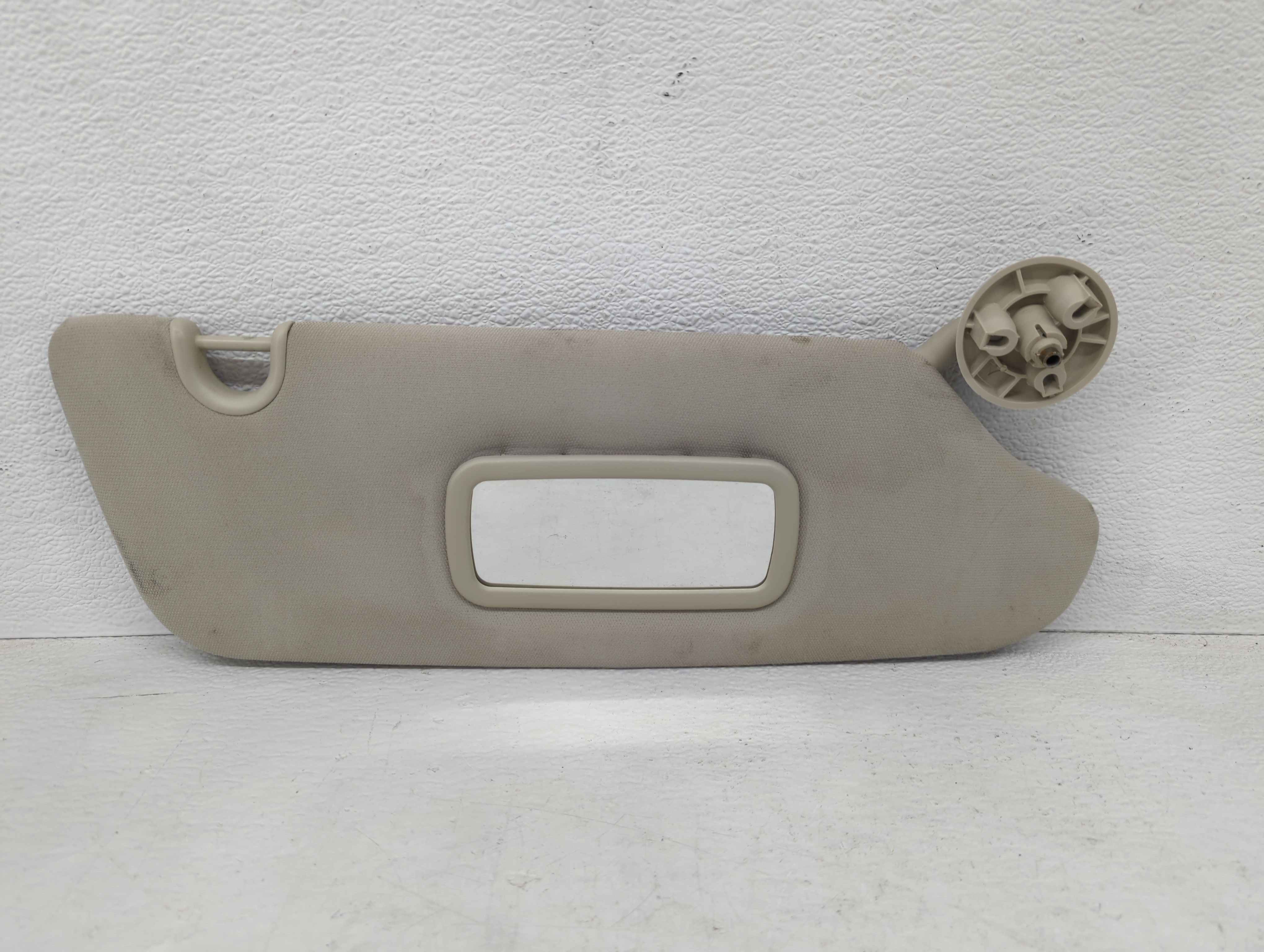Dodge Caravan Passenger Sun Visor Mirror Right Sunvisor Grey 1096418 - Oemusedautoparts1.com