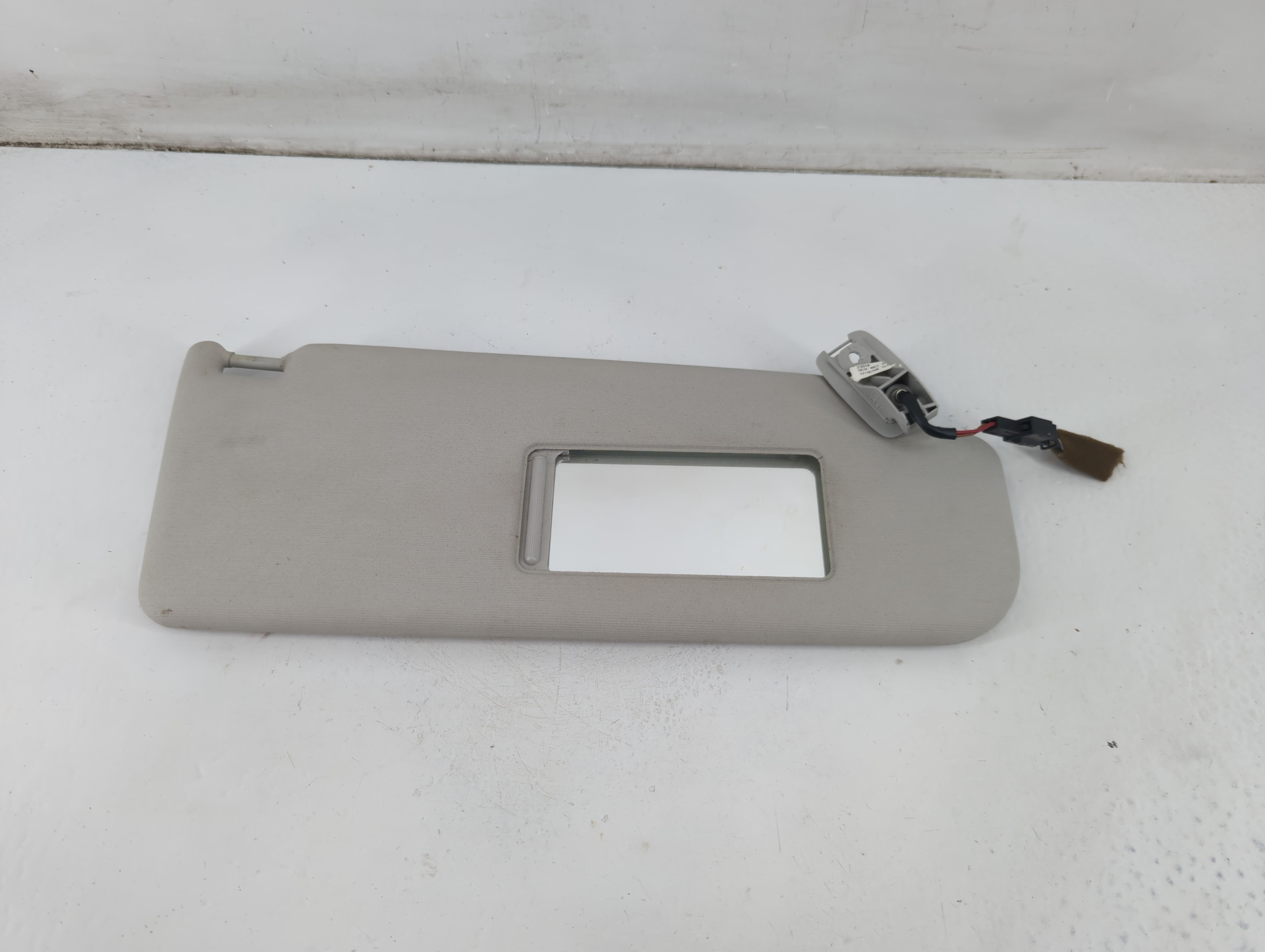 2009-2017 Volkswagen Cc Passenger Sun Visor Mirror Right Sunvisor 1096427 - Oemusedautoparts1.com