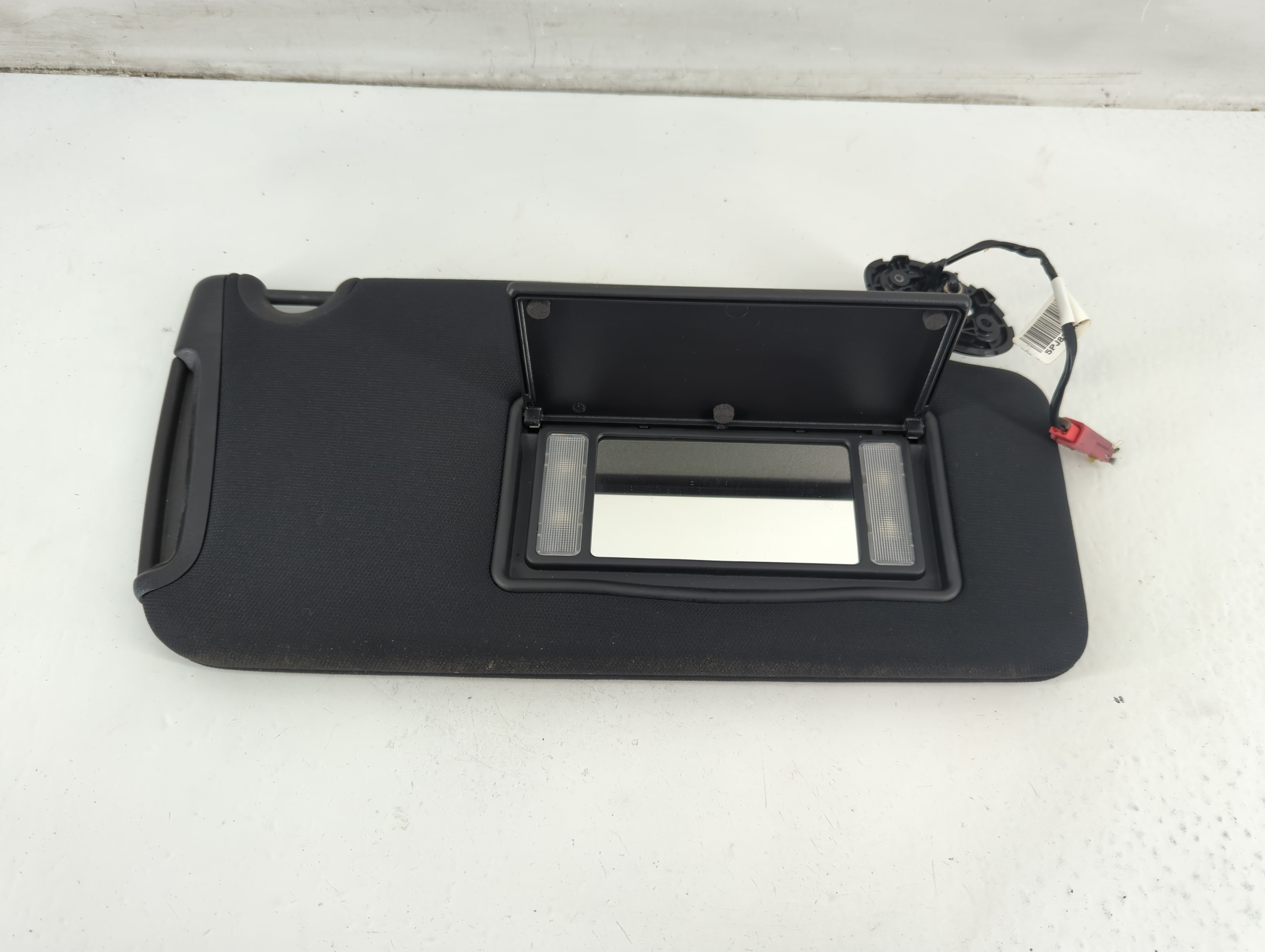 2011-2014 Chrysler 300 Passenger Sun Visor Mirror Right Sunvisor Black 1096432 - Oemusedautoparts1.com