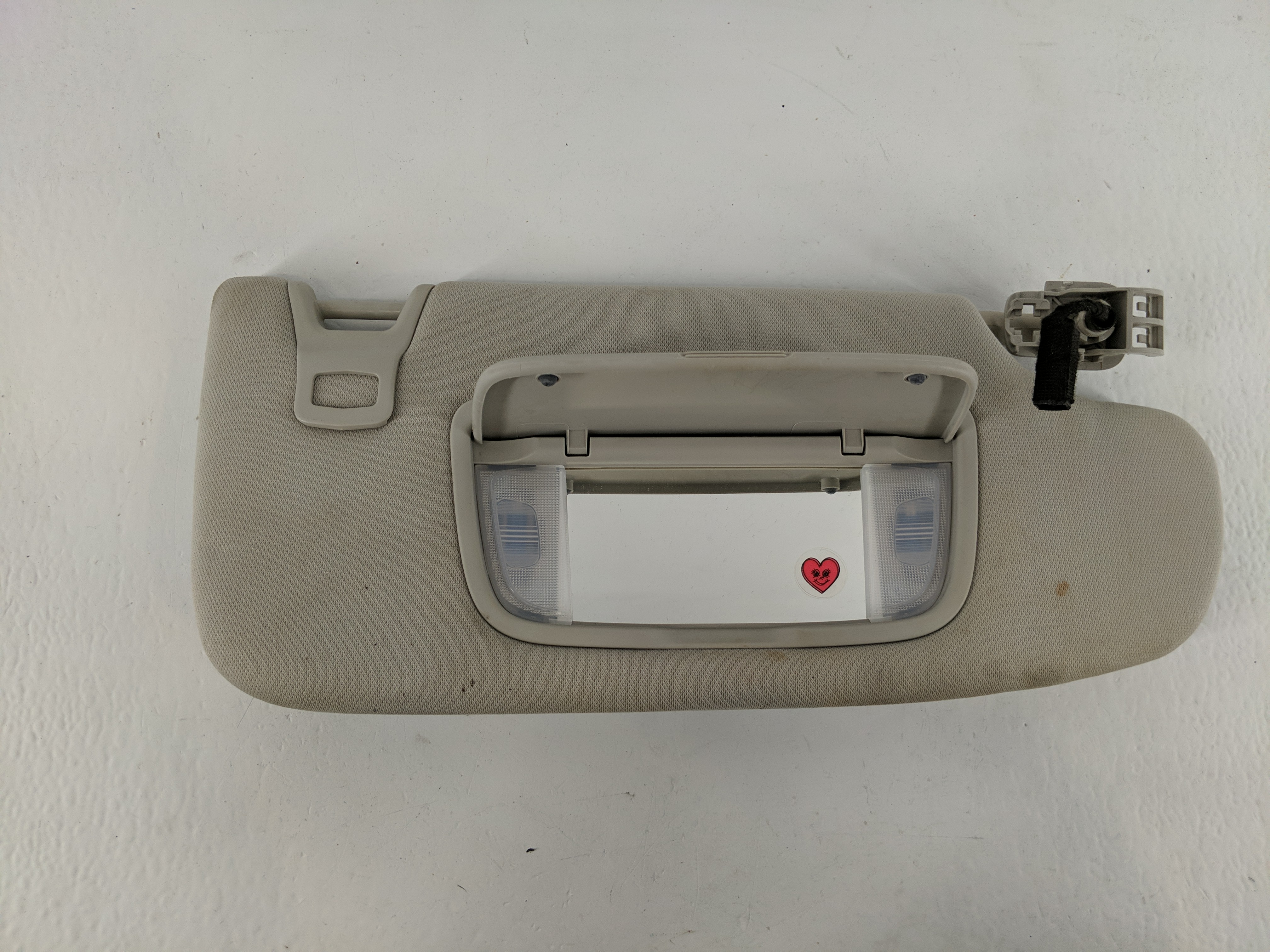 2015-2016 Ford Fusion Passenger Sun Visor Mirror Right Sunvisor 1096446 - Oemusedautoparts1.com