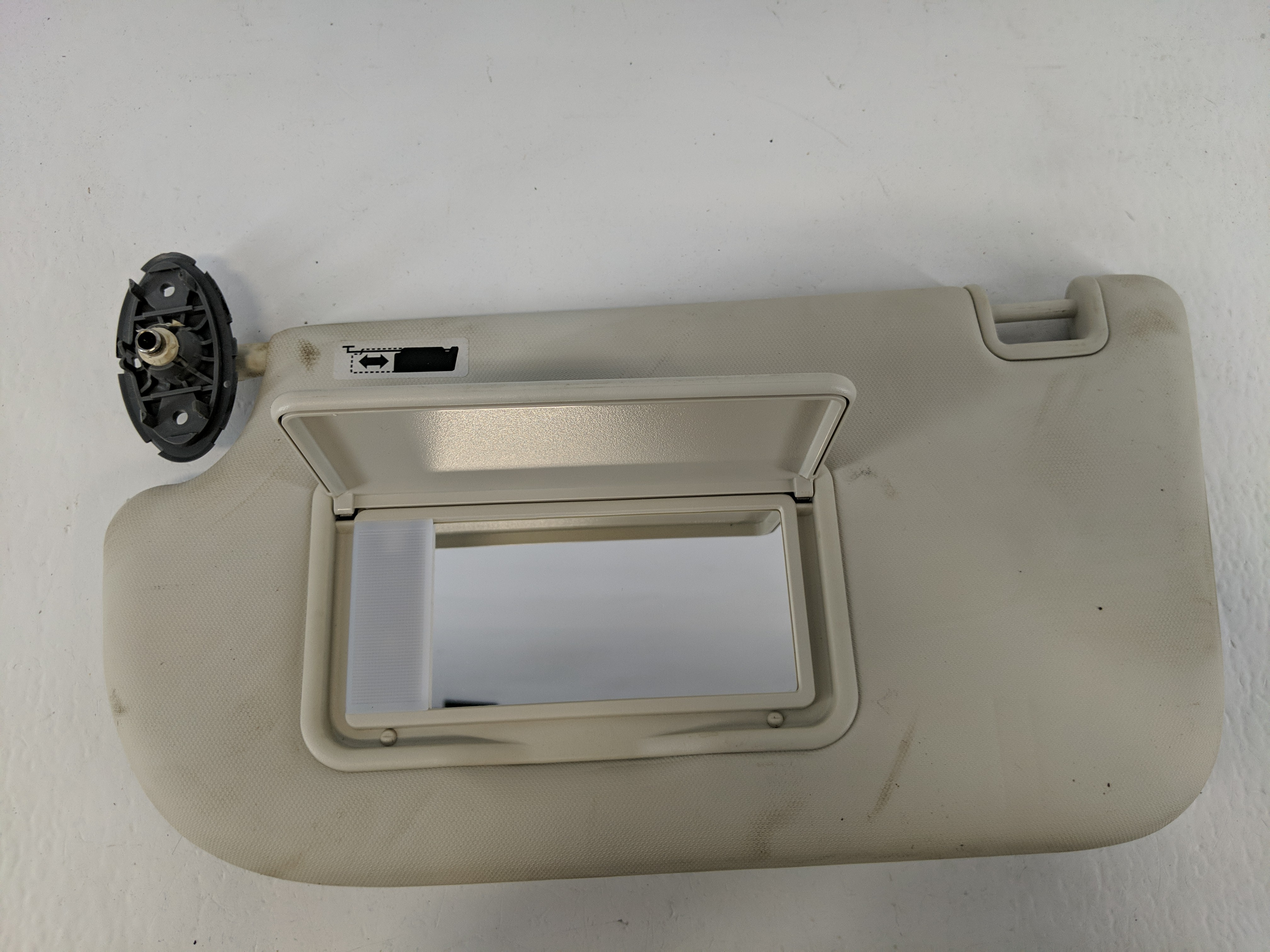 Picture of 2013-2019 Ford Escape Driver Sun Visor Mirror Left Sunvisor Ivory 1096458