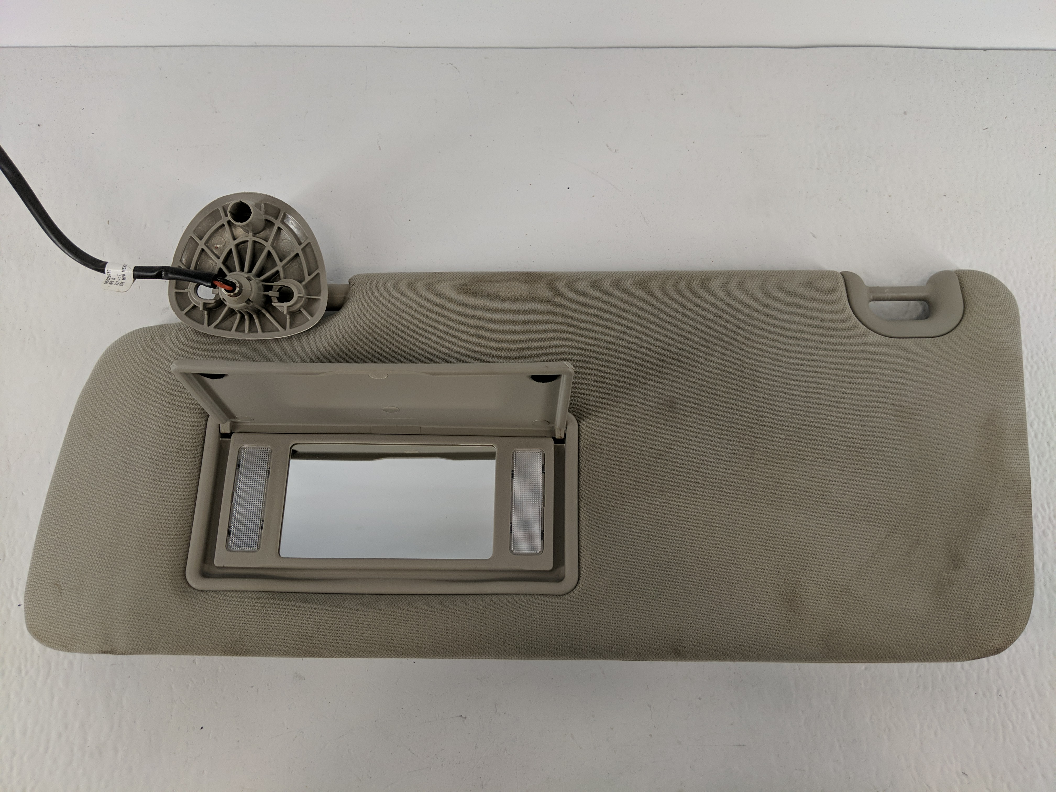 Picture of Dodge Ram 1500 Driver Sun Visor Mirror Left Sunvisor Dark Gray 1096460