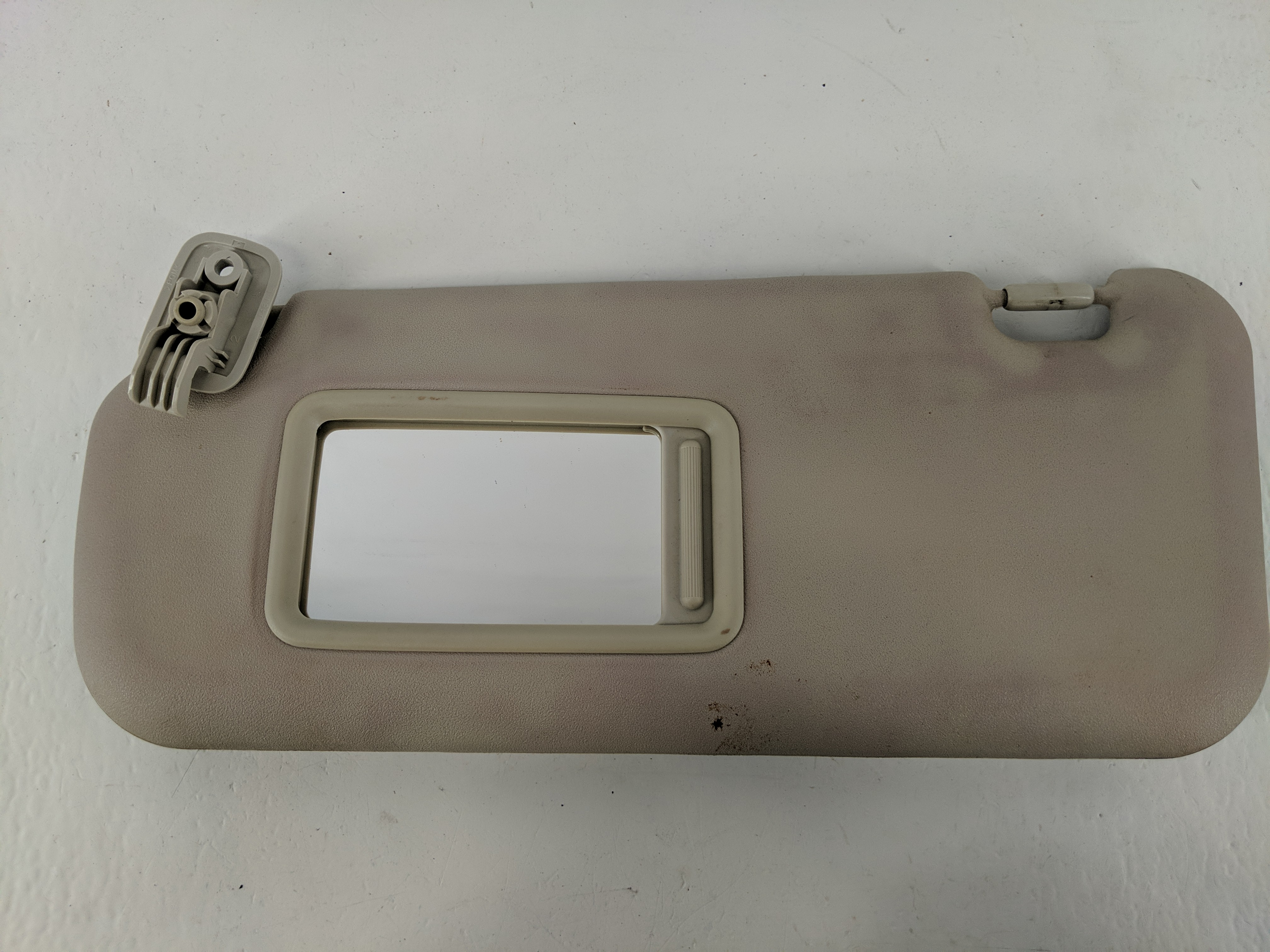 2010-2013 Mazda 3 Driver Sun Visor Mirror Left Sunvisor Light Beige 1096462 - Oemusedautoparts1.com
