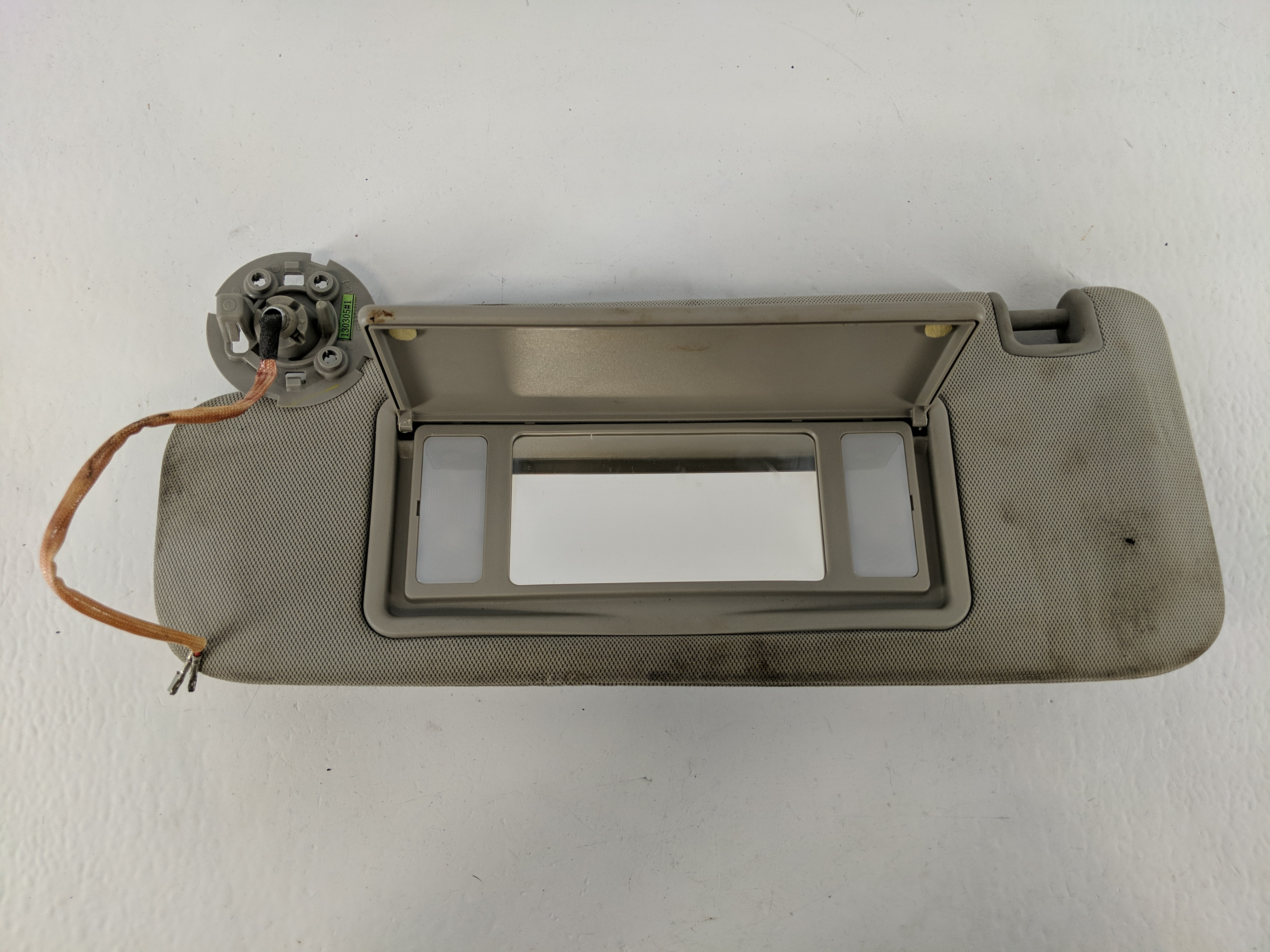 2012-2017 Buick Verano Driver Sun Visor Mirror Left Sunvisor Grey 1096465 - Oemusedautoparts1.com