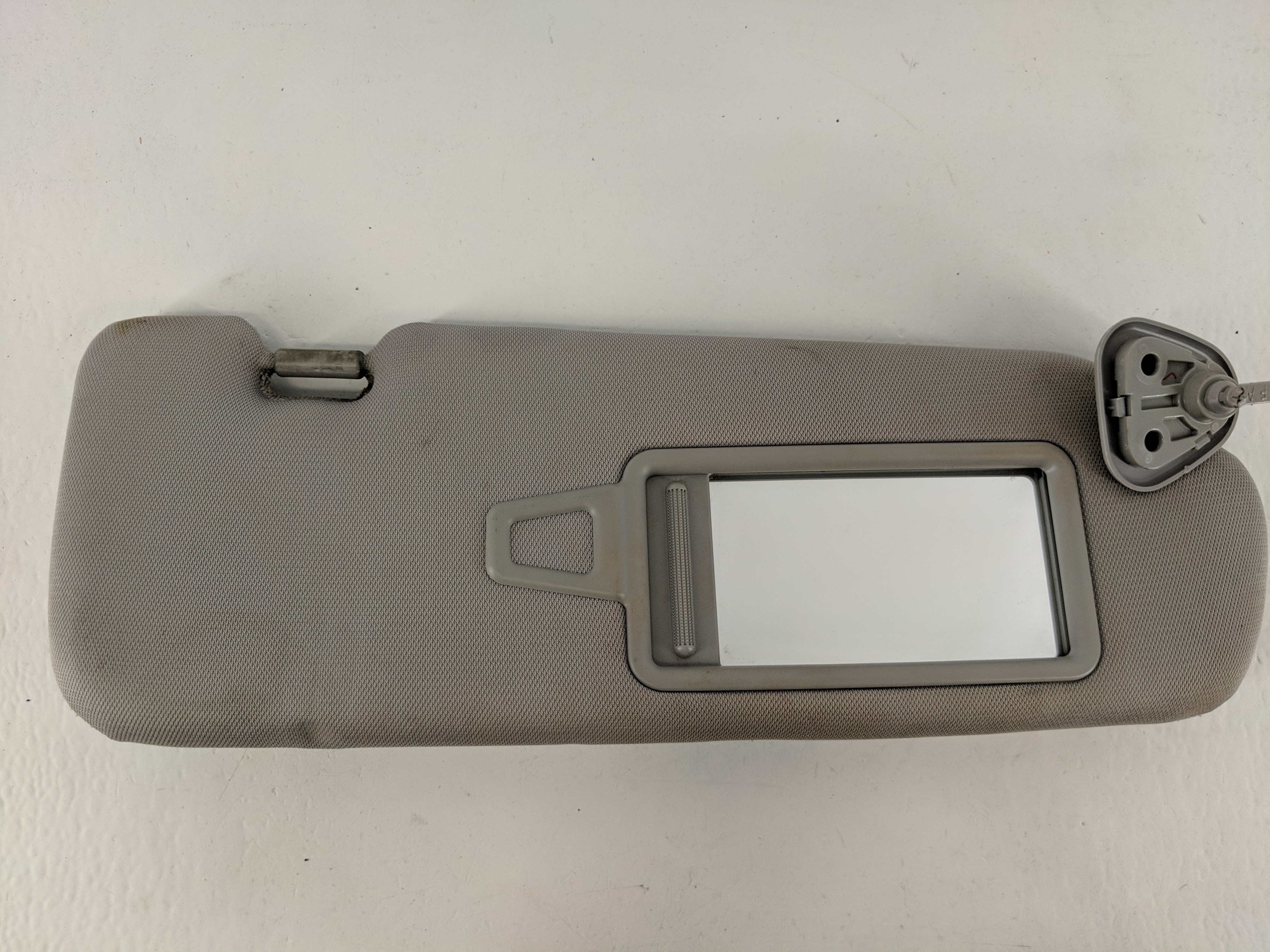 2011-2014 Hyundai Sonata Passenger Sun Visor Mirror Right Sunvisor Grey 1096466 - Oemusedautoparts1.com