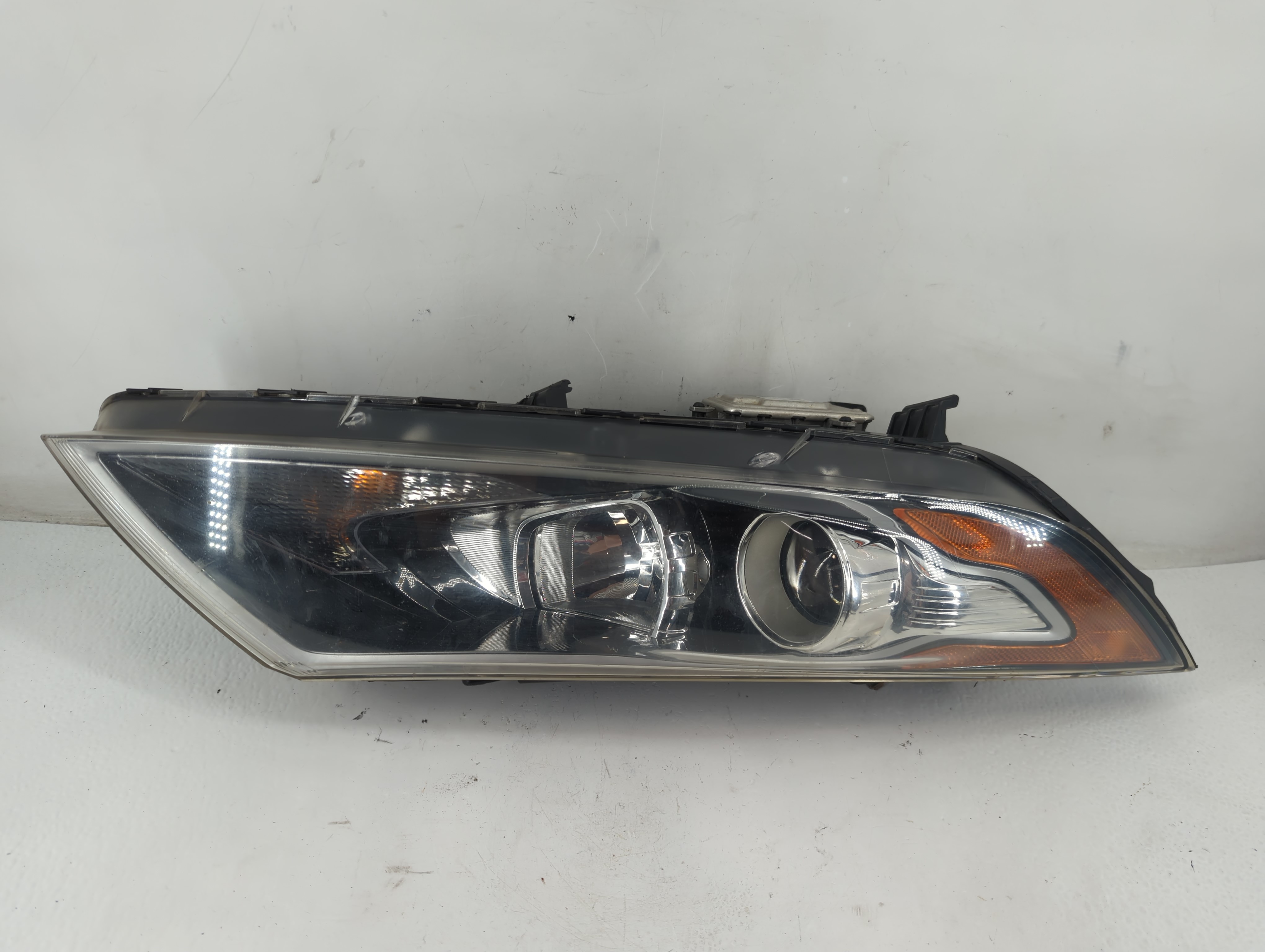 2011-2013 Kia Optima Passenger Right Oem Head Light Headlight Lamp 1096470 - Oemusedautoparts1.com