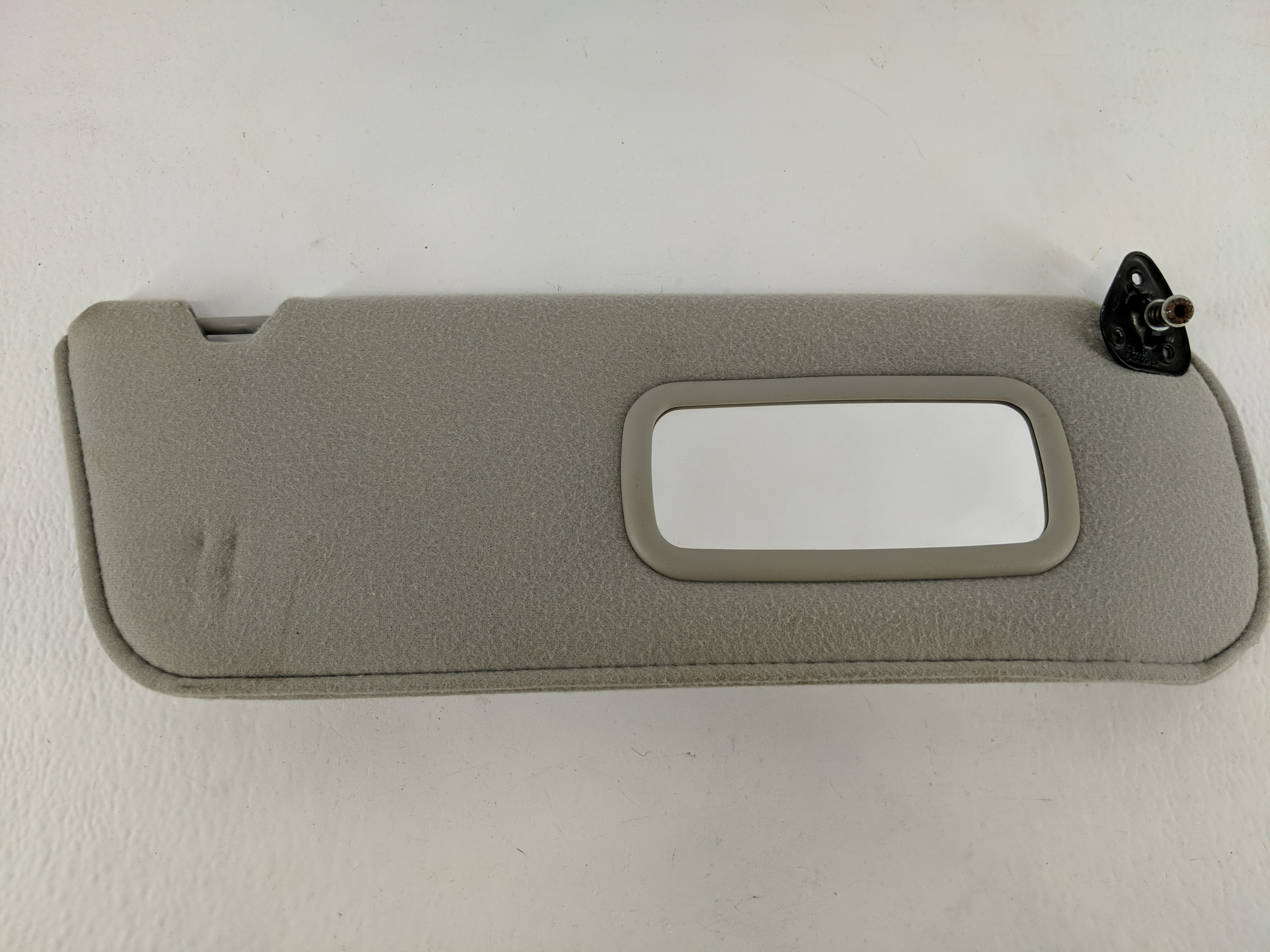 2004-2006 Ford Ranger Passenger Sun Visor Mirror Right Sunvisor Grey 1096572 - Oemusedautoparts1.com