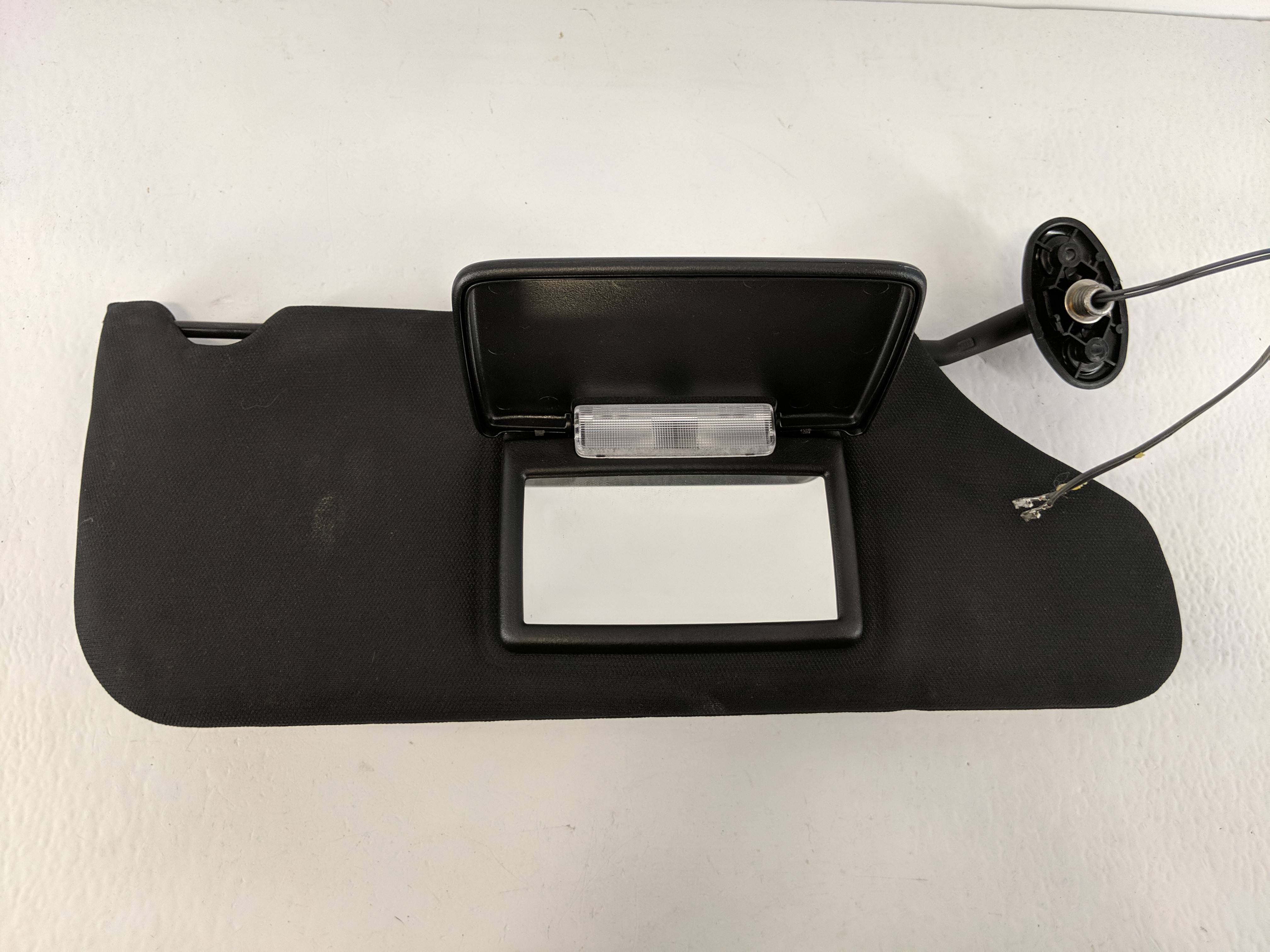 Picture of 2011-2014 Chrysler 200 Passenger Sun Visor Mirror Right Sunvisor Black 1096578