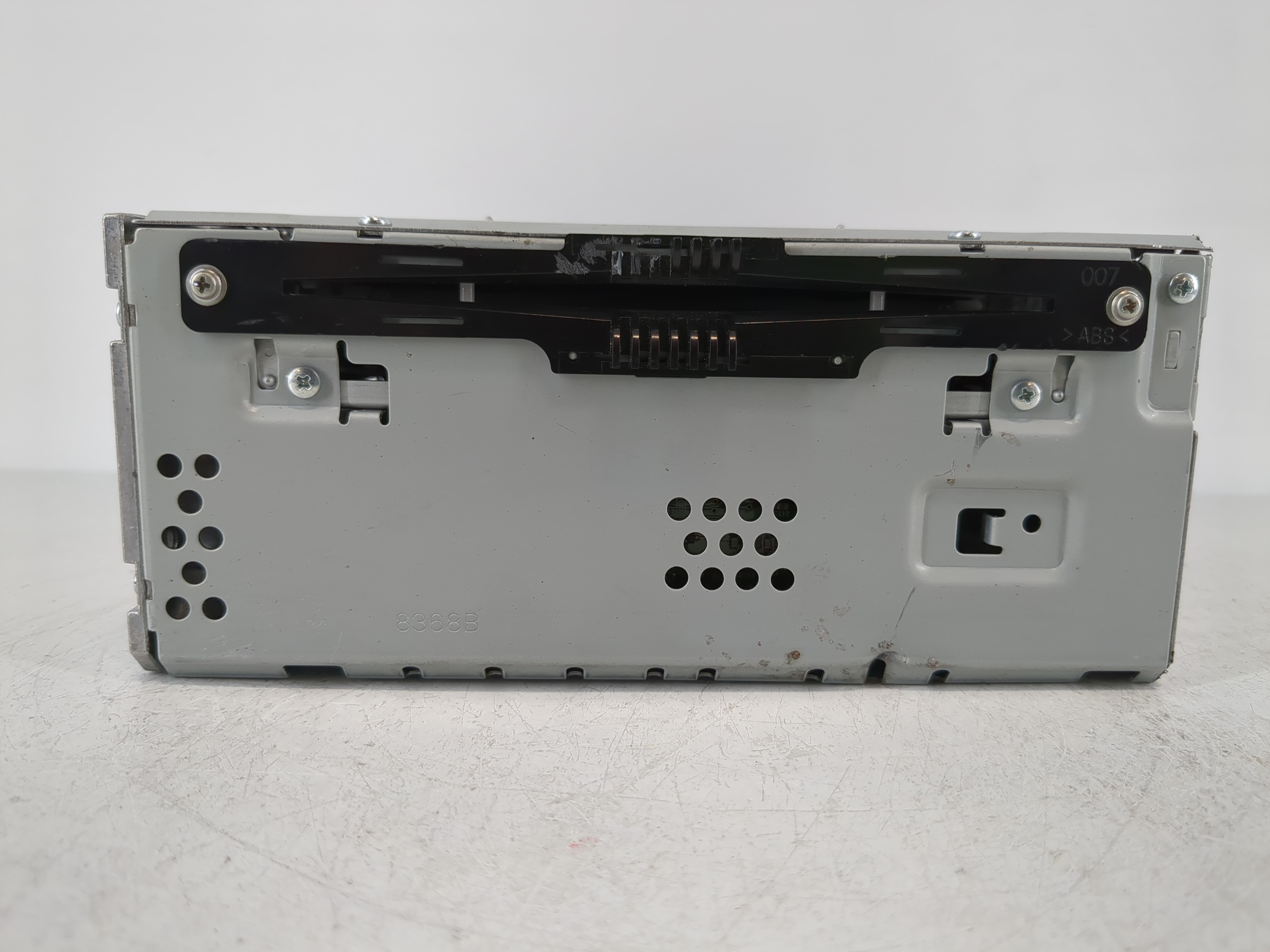 2017-2019 Lincoln Mkc Am Fm Cd Player Radio Receiver 1096741 - Oemusedautoparts1.com