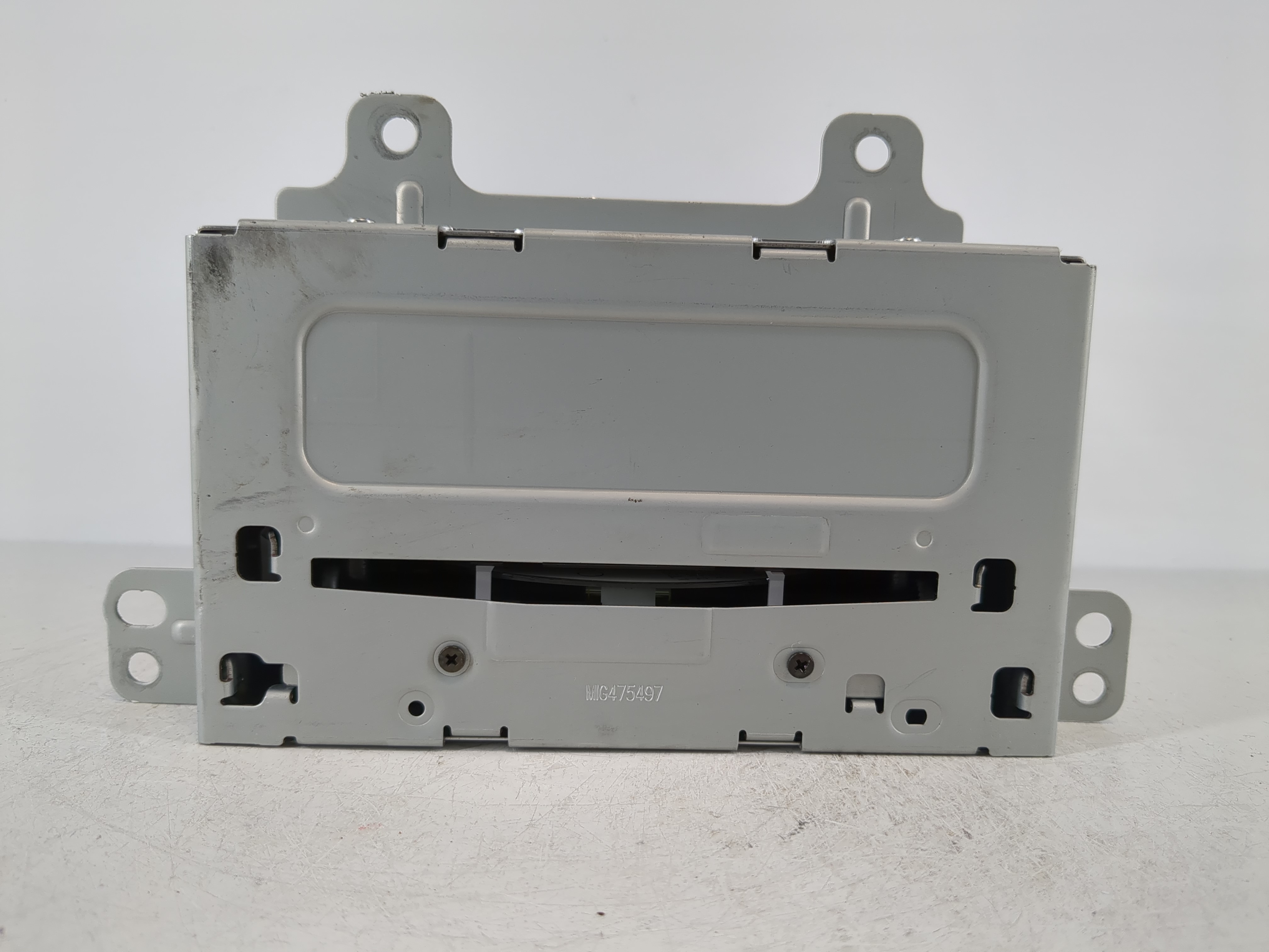 2011-2012 Buick Lacrosse Am Fm Cd Player Radio Receiver 1096801 - Oemusedautoparts1.com