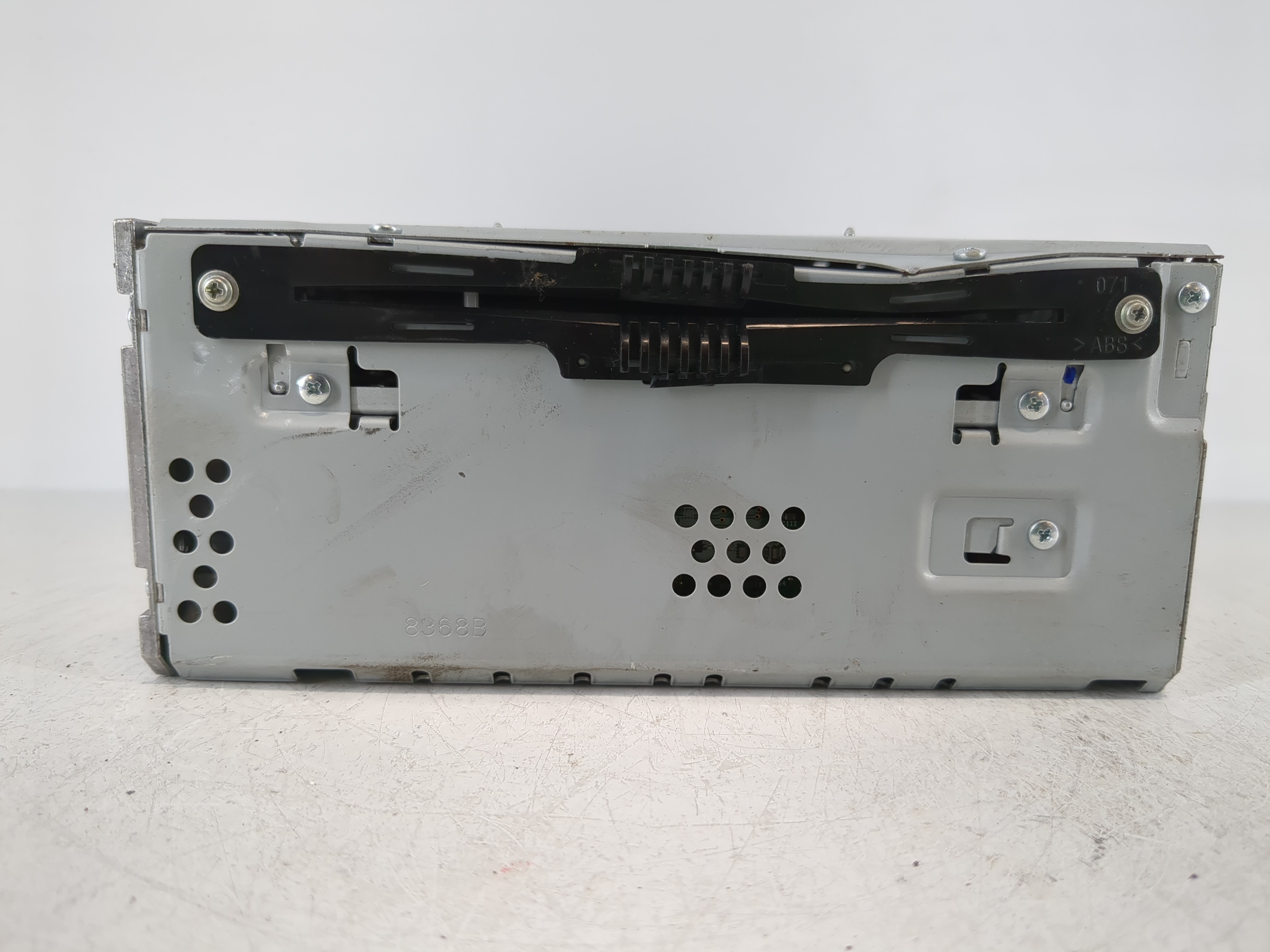 2017-2019 Lincoln Mkc Am Fm Cd Player Radio Receiver 1096804 - Oemusedautoparts1.com