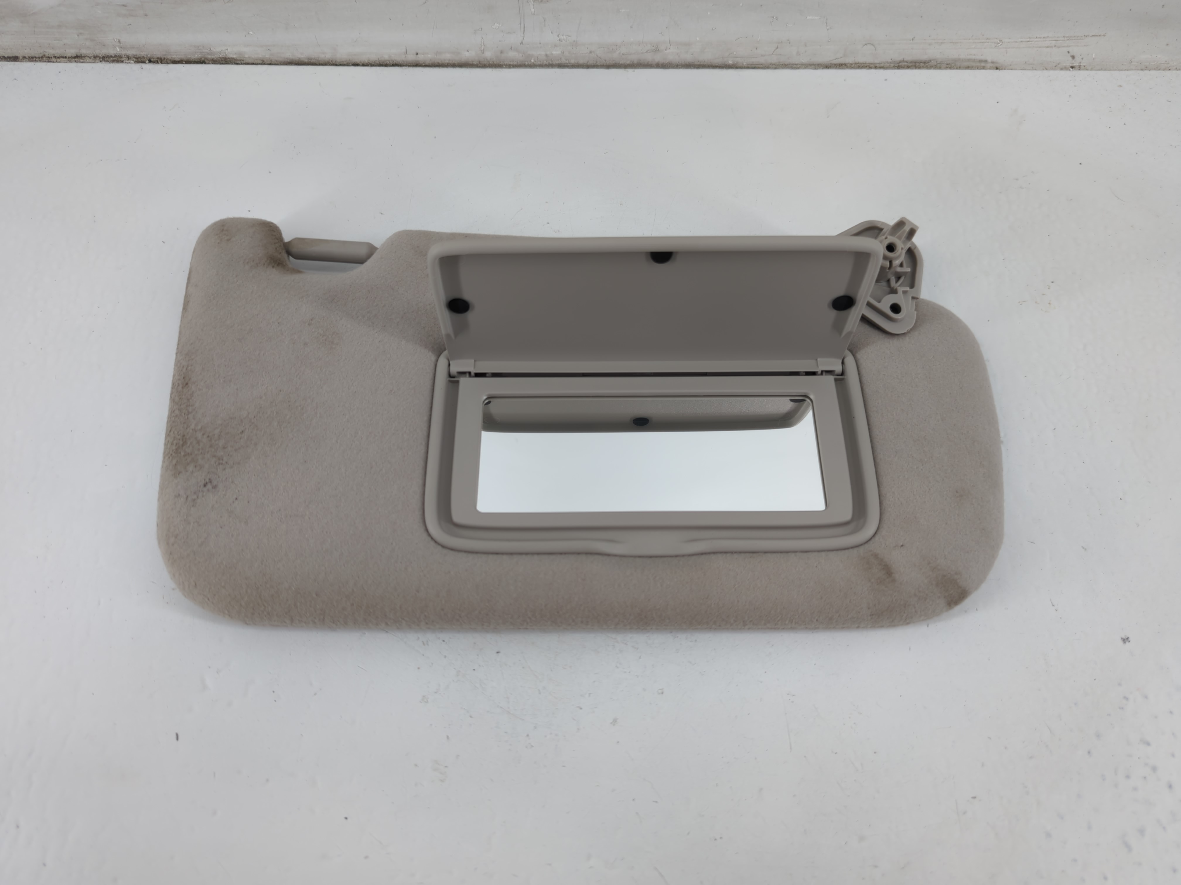 Picture of 2013-2019 Nissan Sentra Passenger Sun Visor Mirror Right Sunvisor Grey 1096820