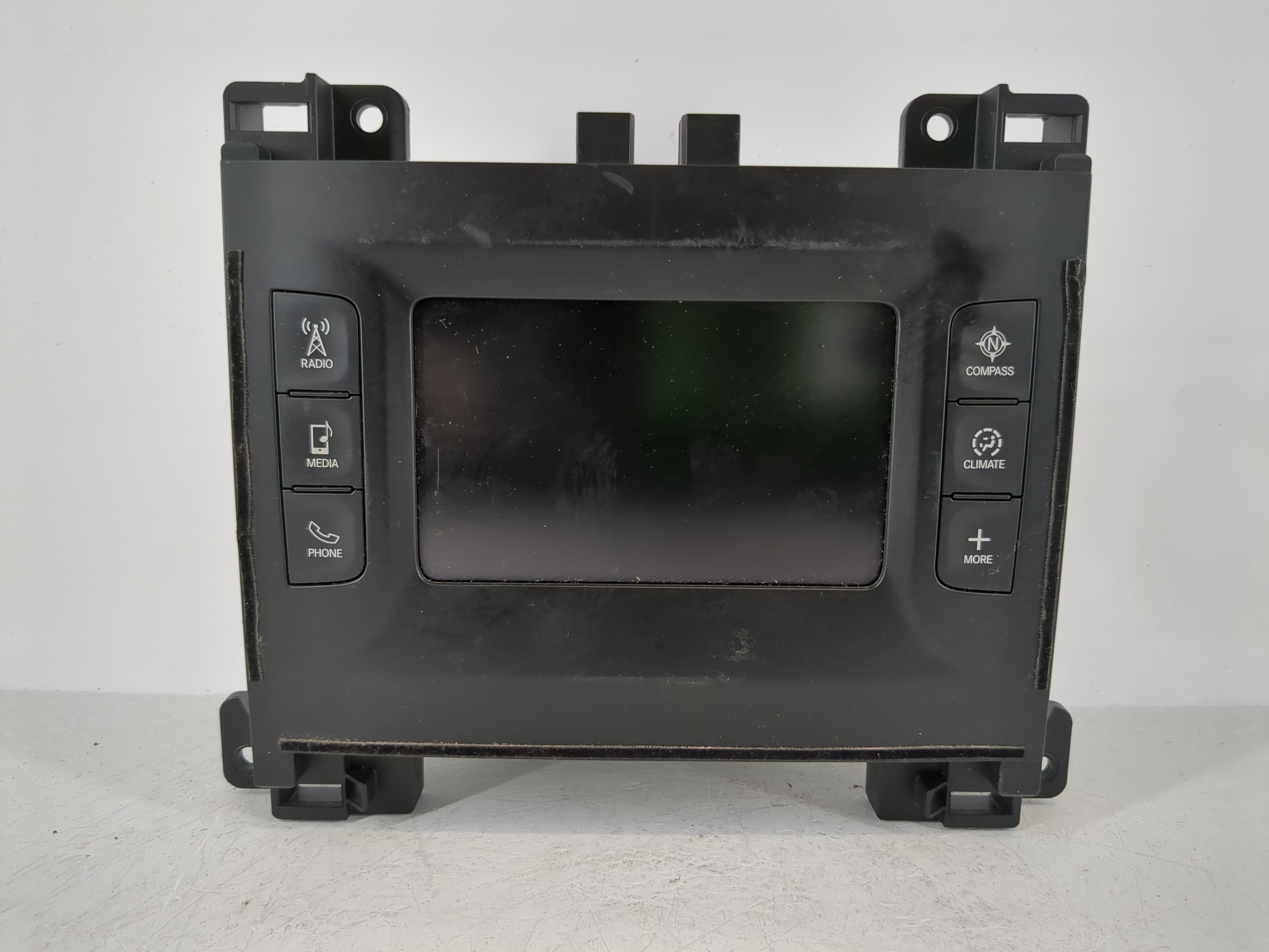 2017-2017 Dodge Charger Am Fm Cd Player Radio Receiver 1096832 - Oemusedautoparts1.com